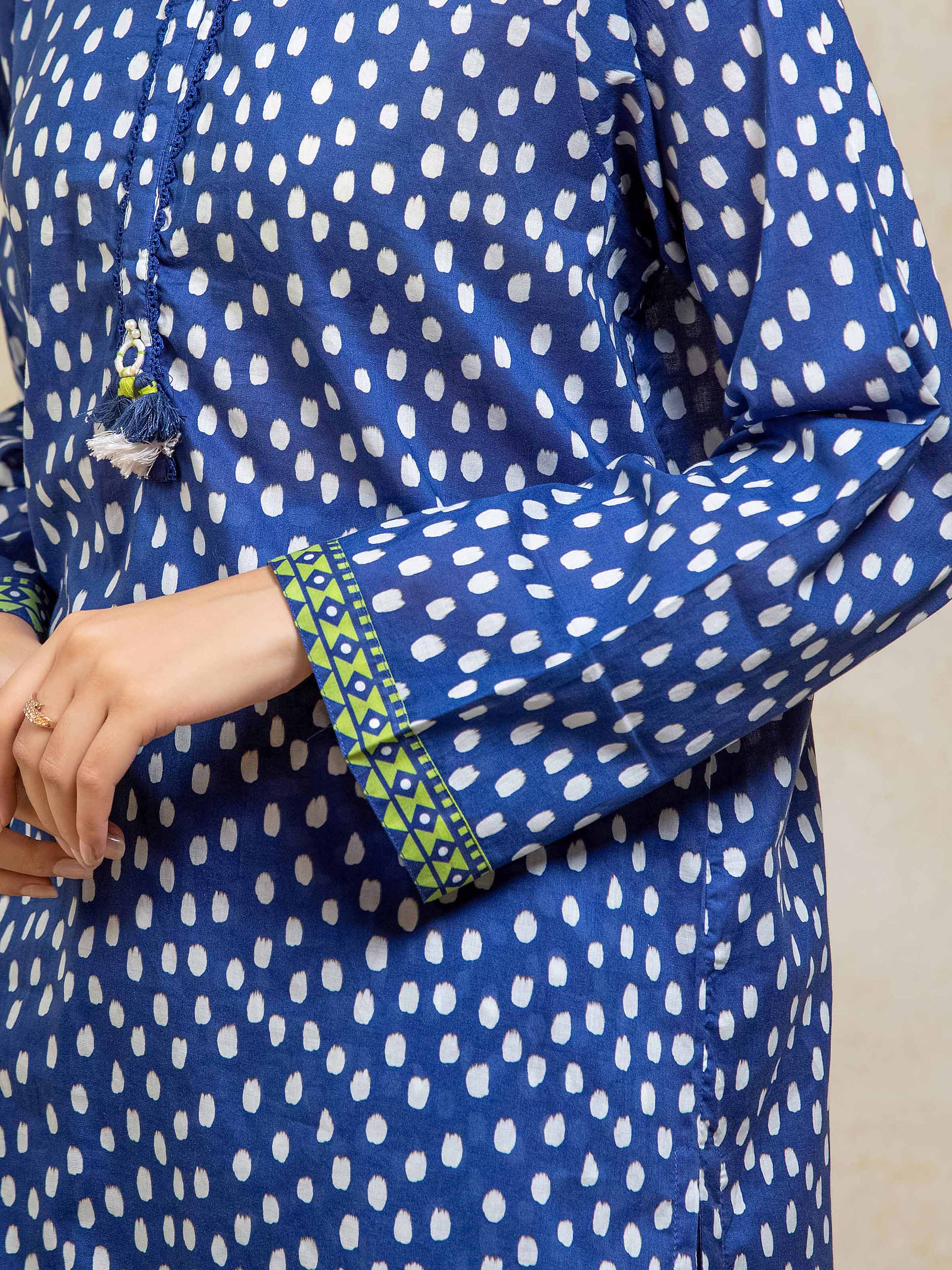 Pret Printed Lawn Suit - EWTKP5-82002-3P - Image 4