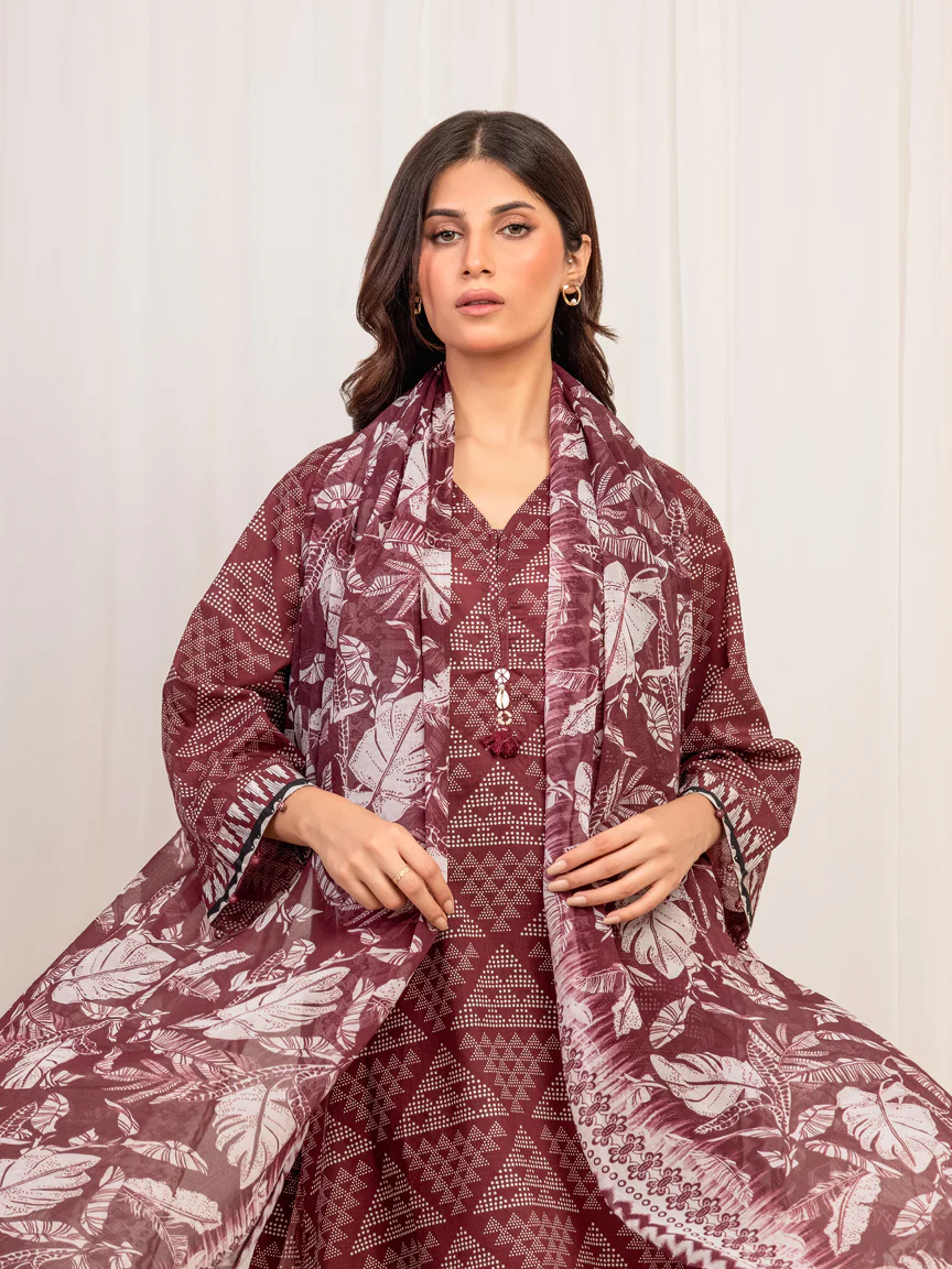 Pret Printed Lawn Suit - EWTKP5-82019-3P - Image 2