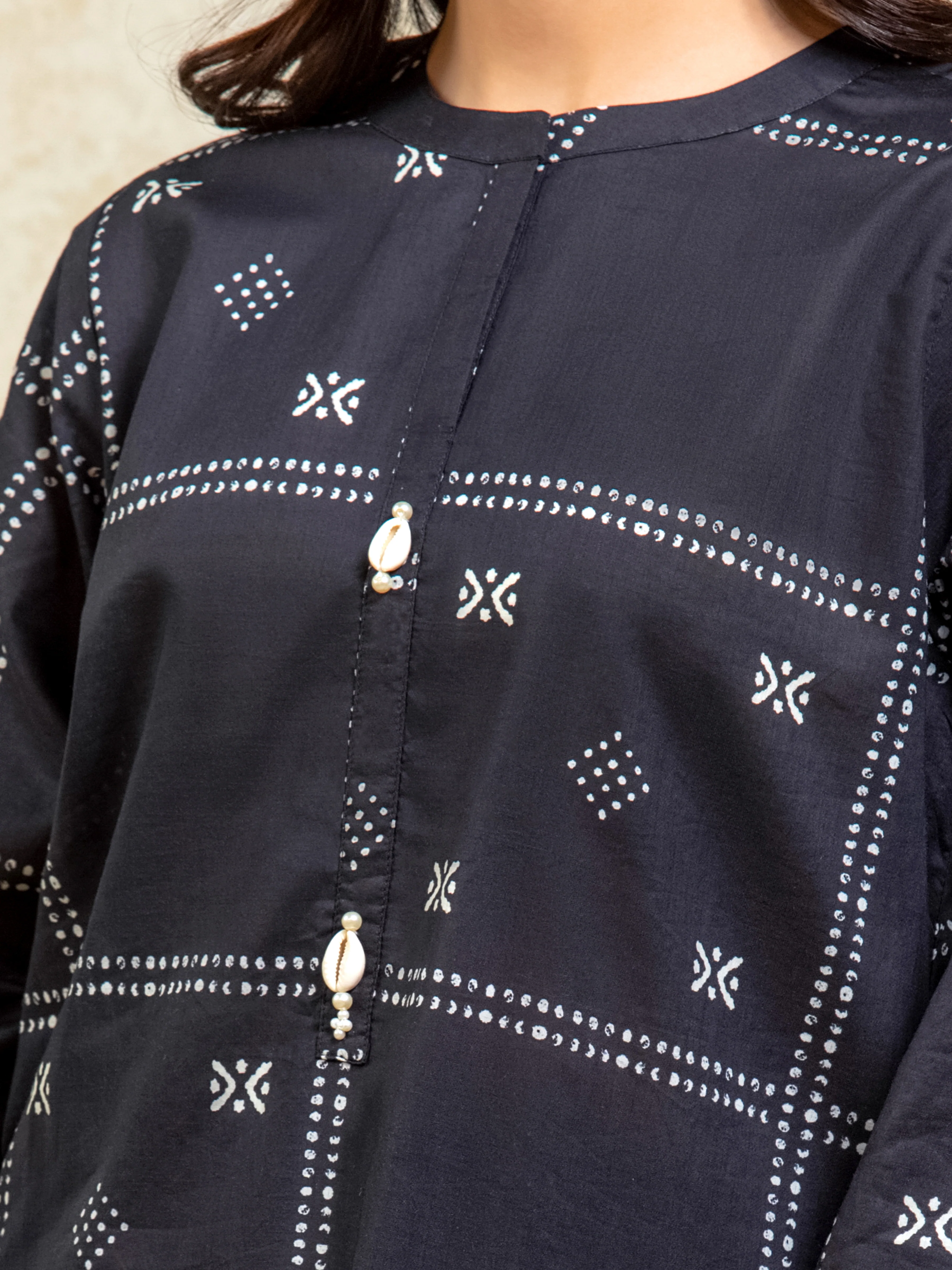 Pret Printed Lawn Suit - EWTKP5-82020-3P - Image 3