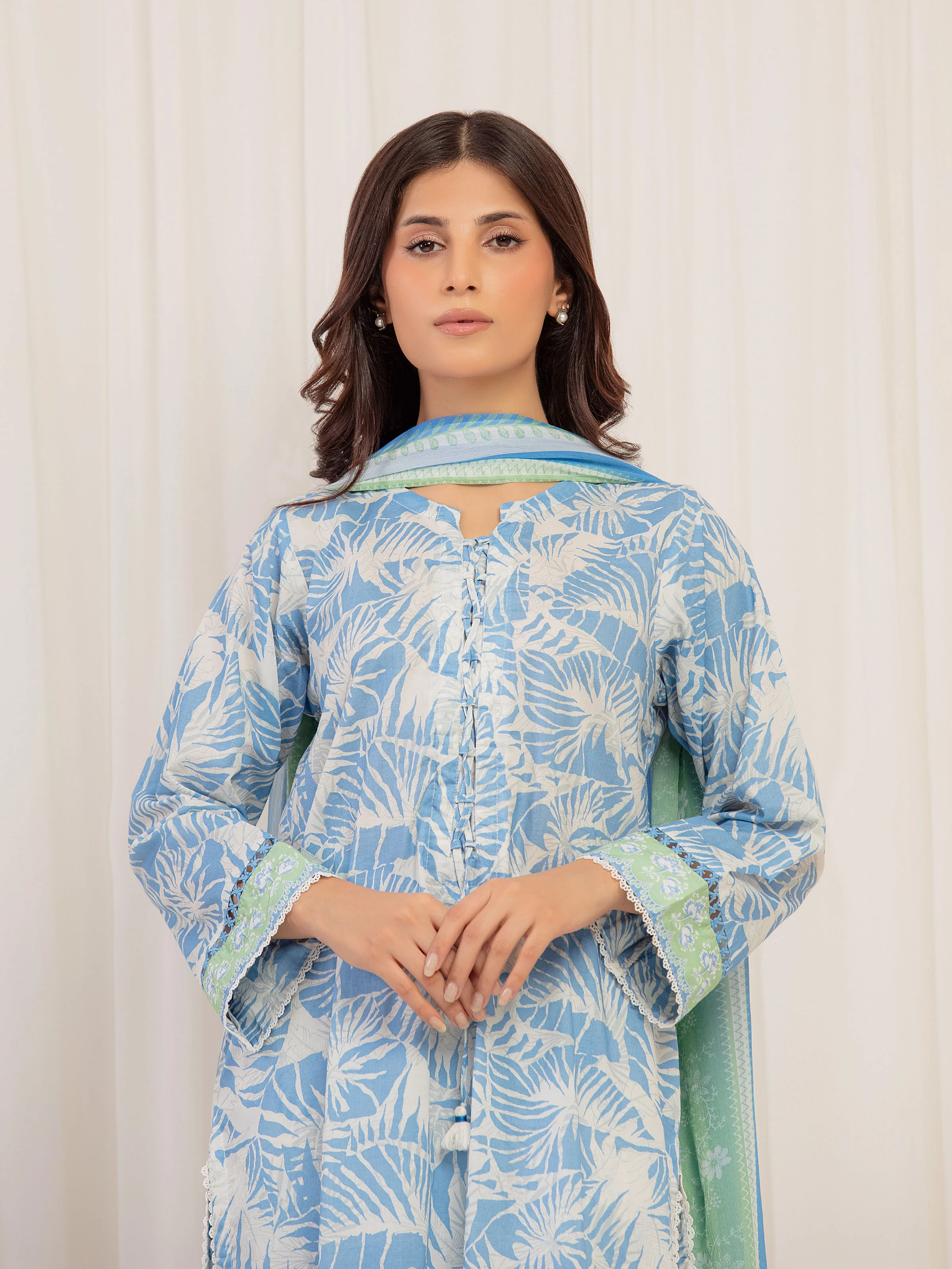 Pret Printed Lawn Suit - EWTKP5-82022-3P - Image 2