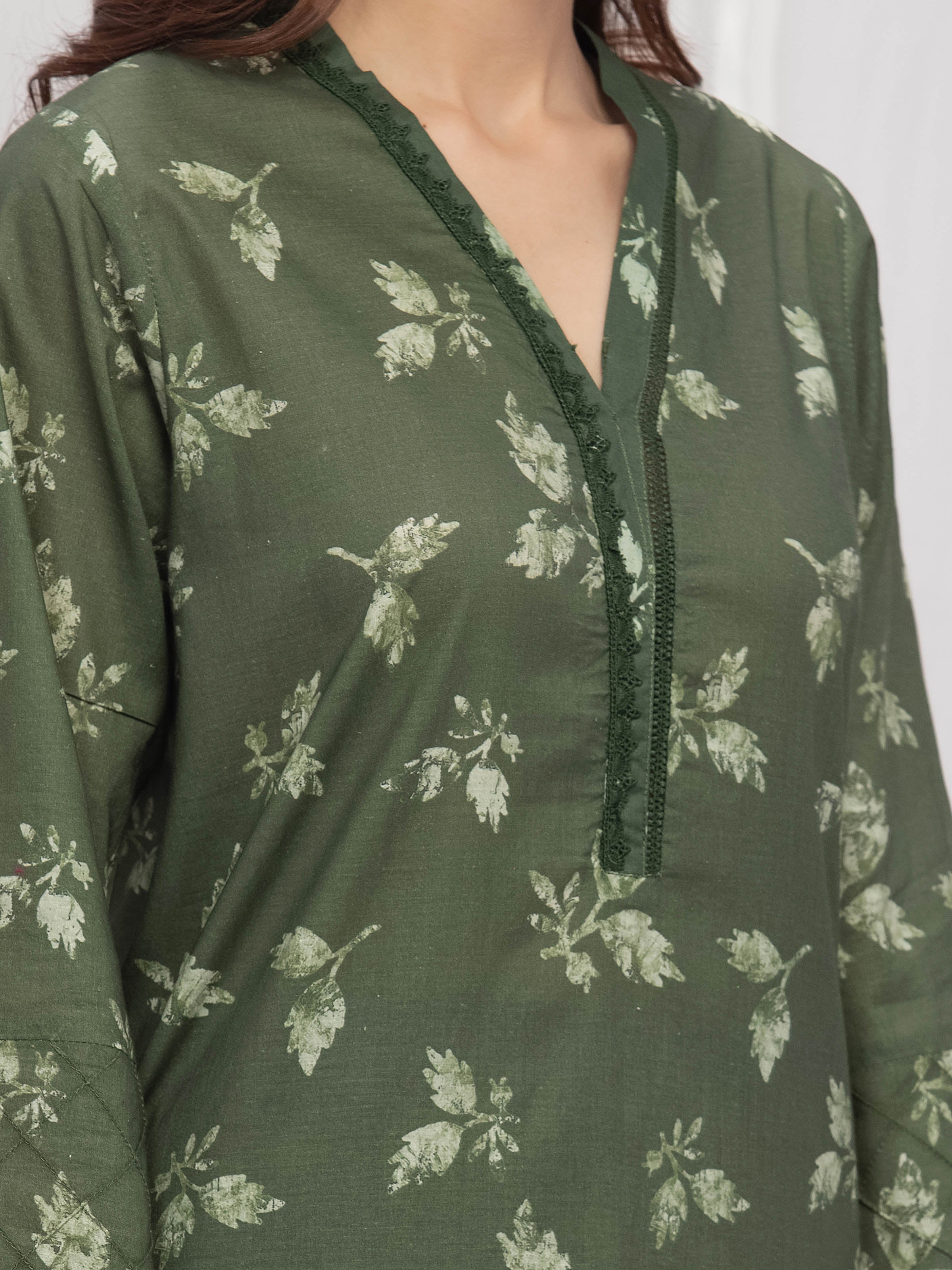 Pret Printed Lawn Suit - EWTKP5-82025-3P - Image 4