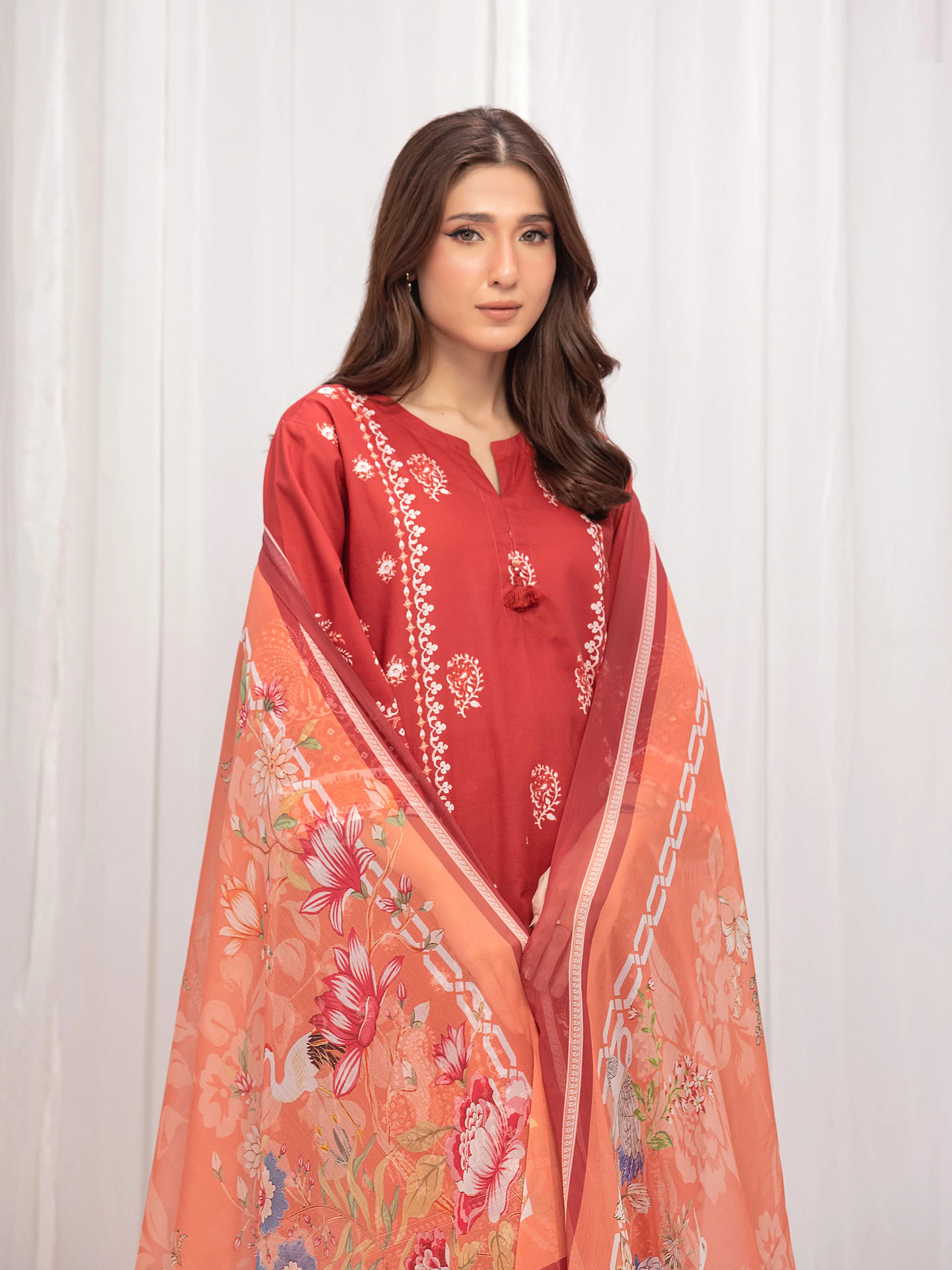 Pret Printed Lawn Suit - EWTKP5-82495-3P - Image 2