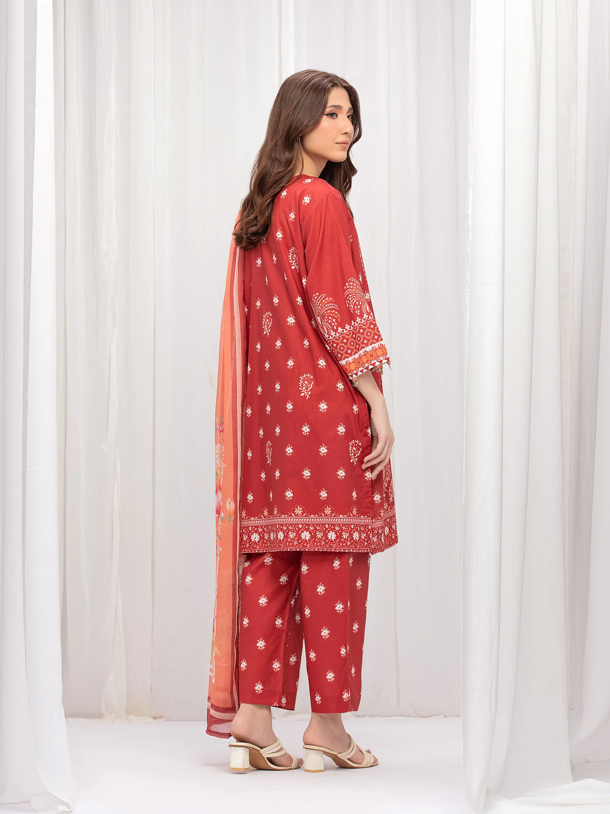 Pret Printed Lawn Suit - EWTKP5-82495-3P - Image 6