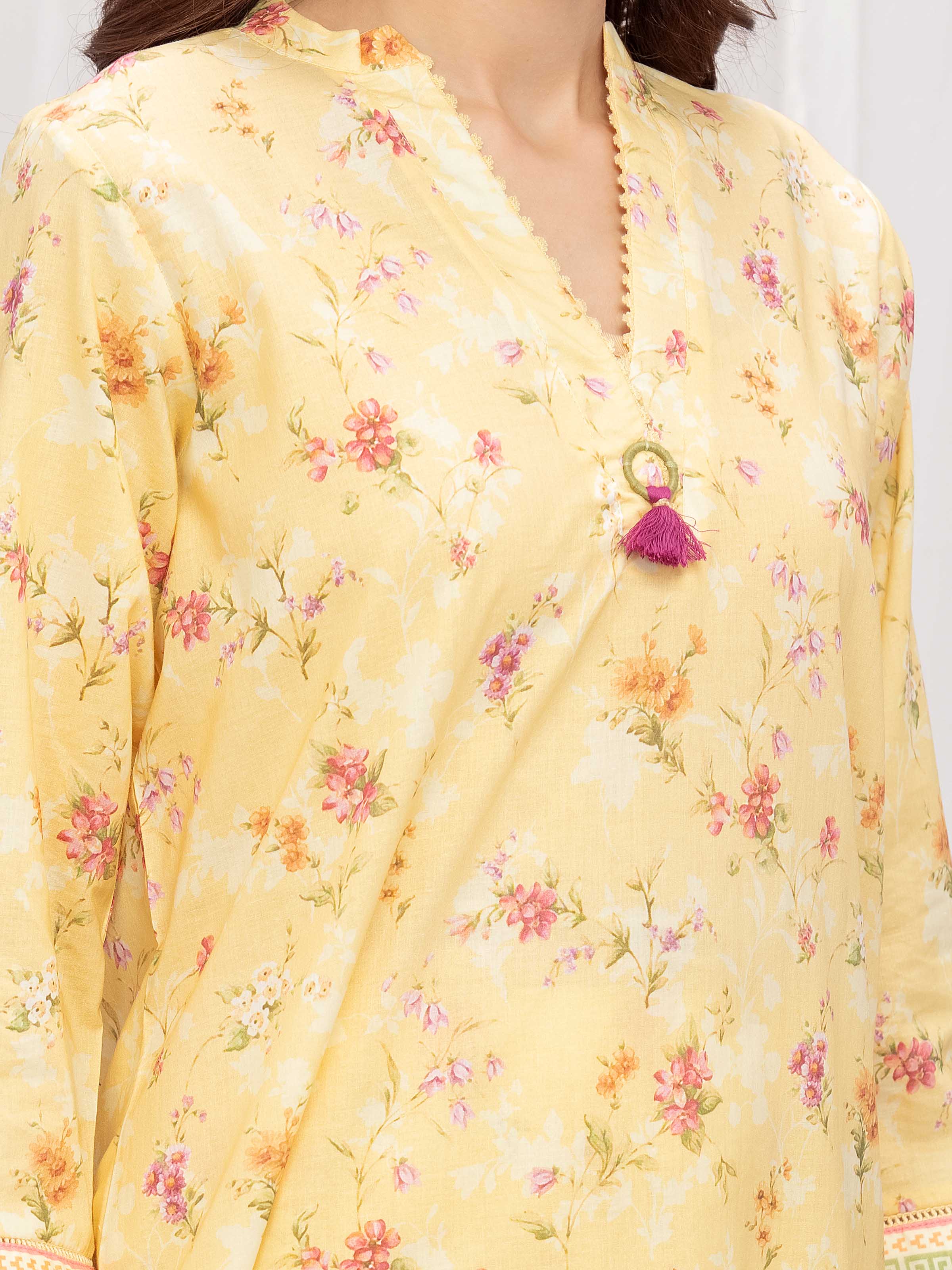 Pret Printed Lawn Suit - EWTKP5-82499-3P - Image 4