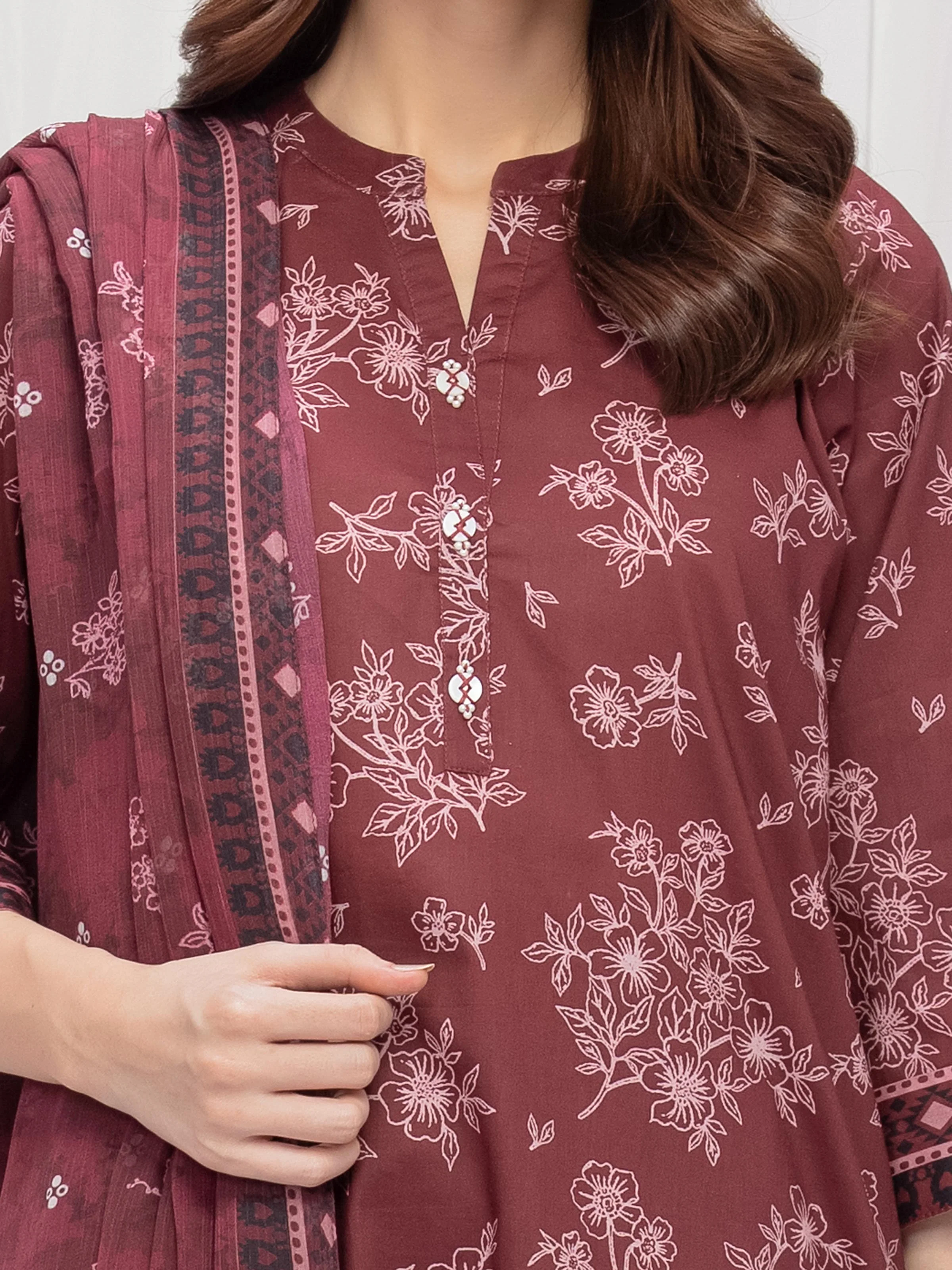 Pret Printed Lawn Suit - EWTKP5-85002-3P - Image 5