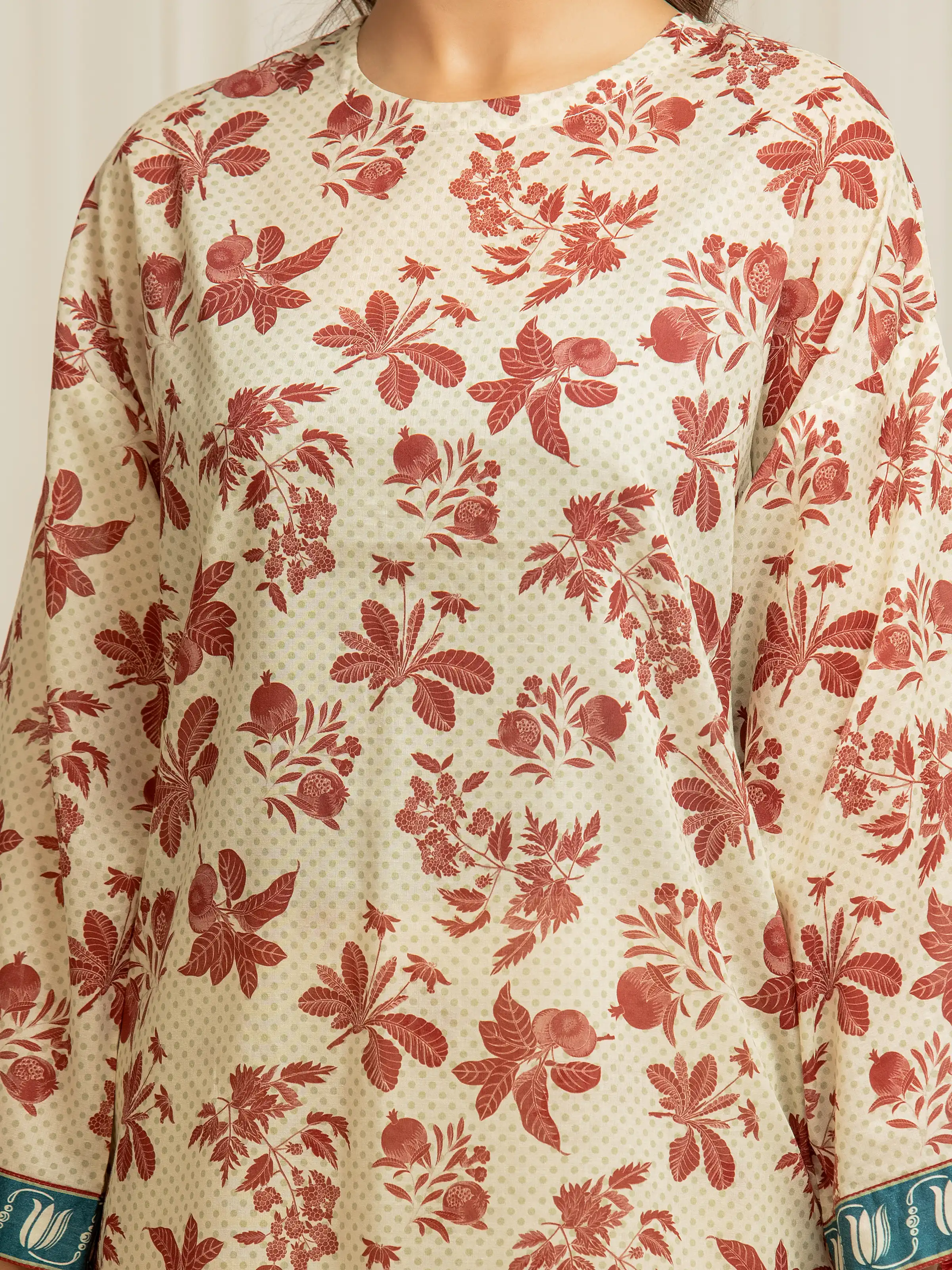 Pret Printed Lawn Suit - EWTKP6-86047-3P - Image 3