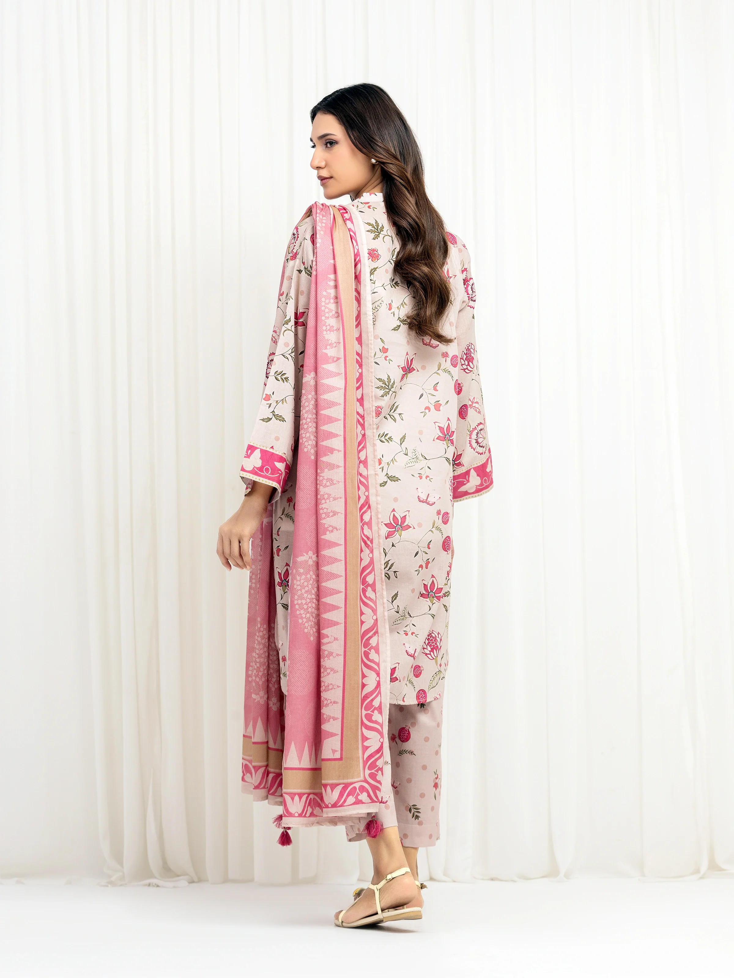 Pret Printed Lawn Suit - EWTKP6-86055-3P - Image 5