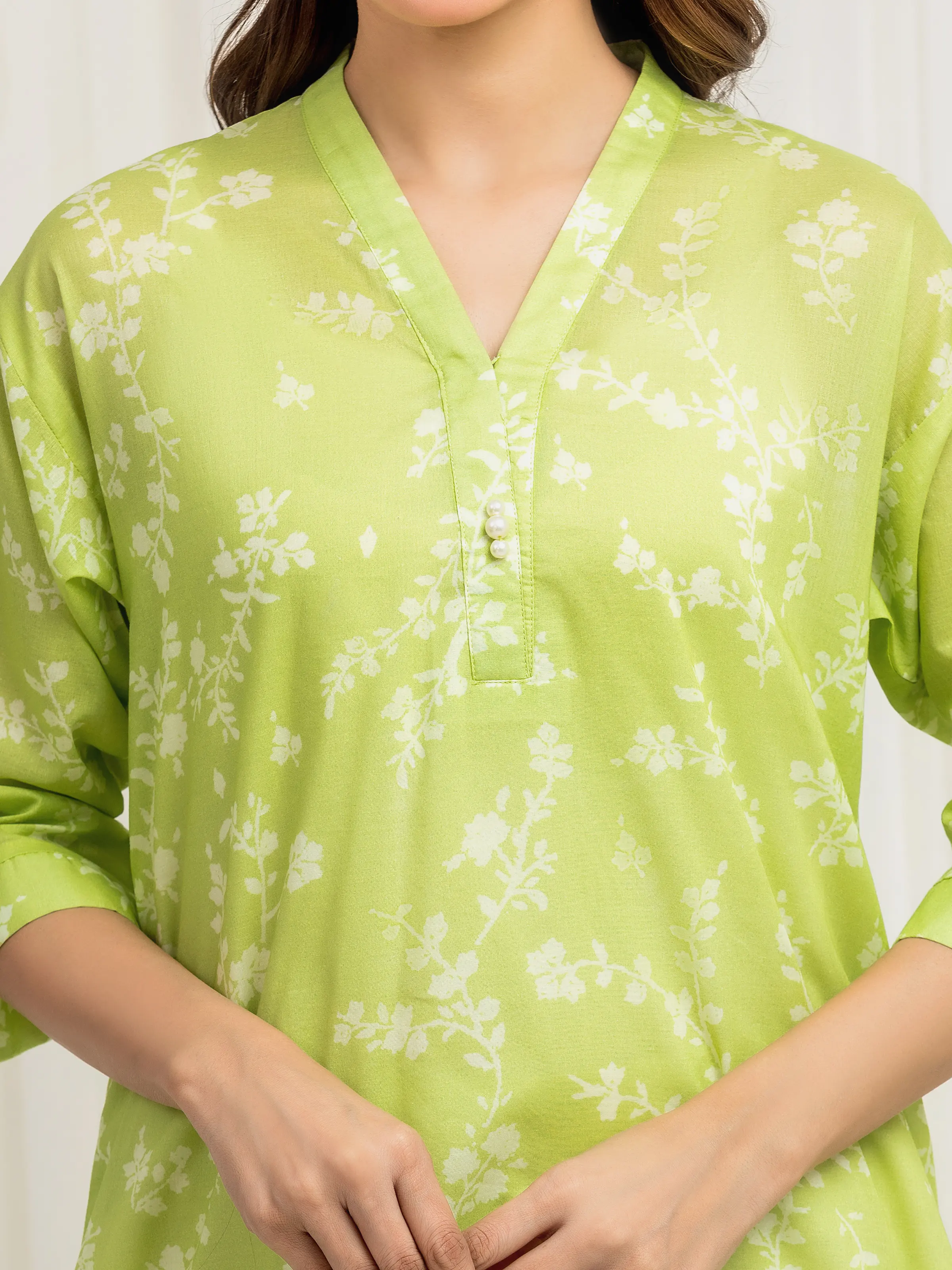 Pret Printed Lawn Suit - EWTKP6-86058-3P - Image 3