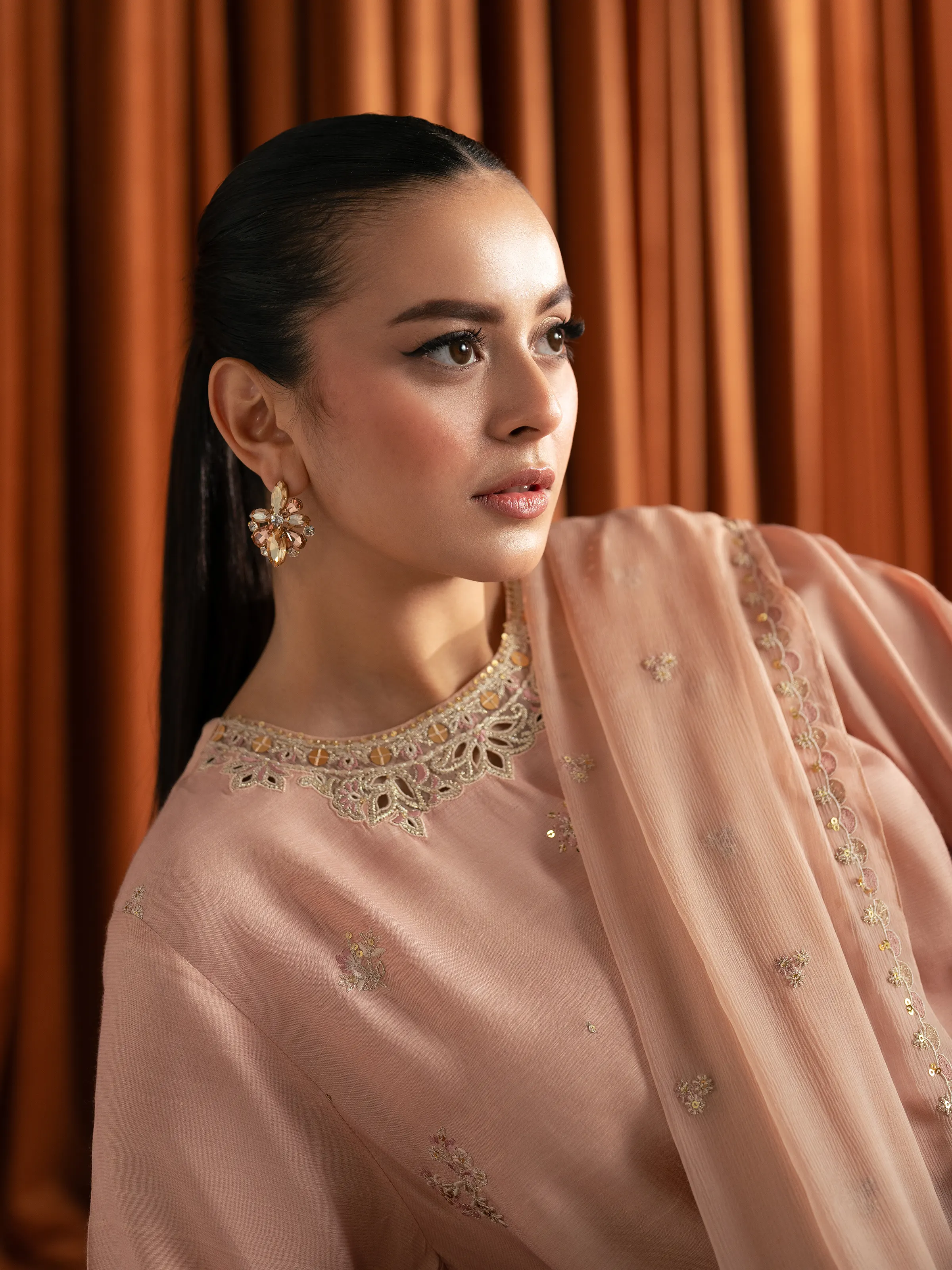 Pret Embroidered Raw Silk Suit - EWTPLE24-00036-3P - Image 4