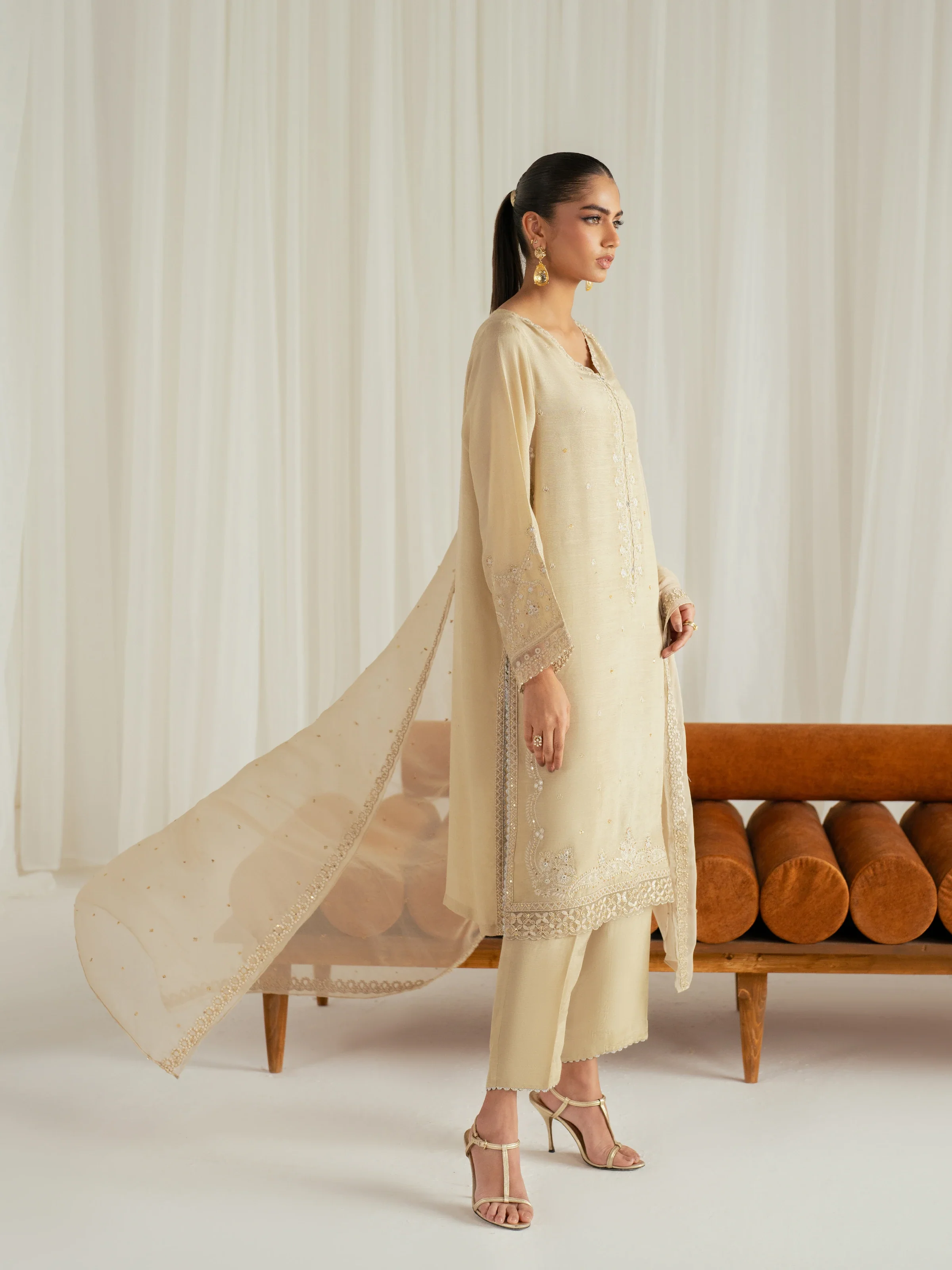 Pret Embroidered Raw Silk Suit - EWTPLE24-00038-3P - Image 5