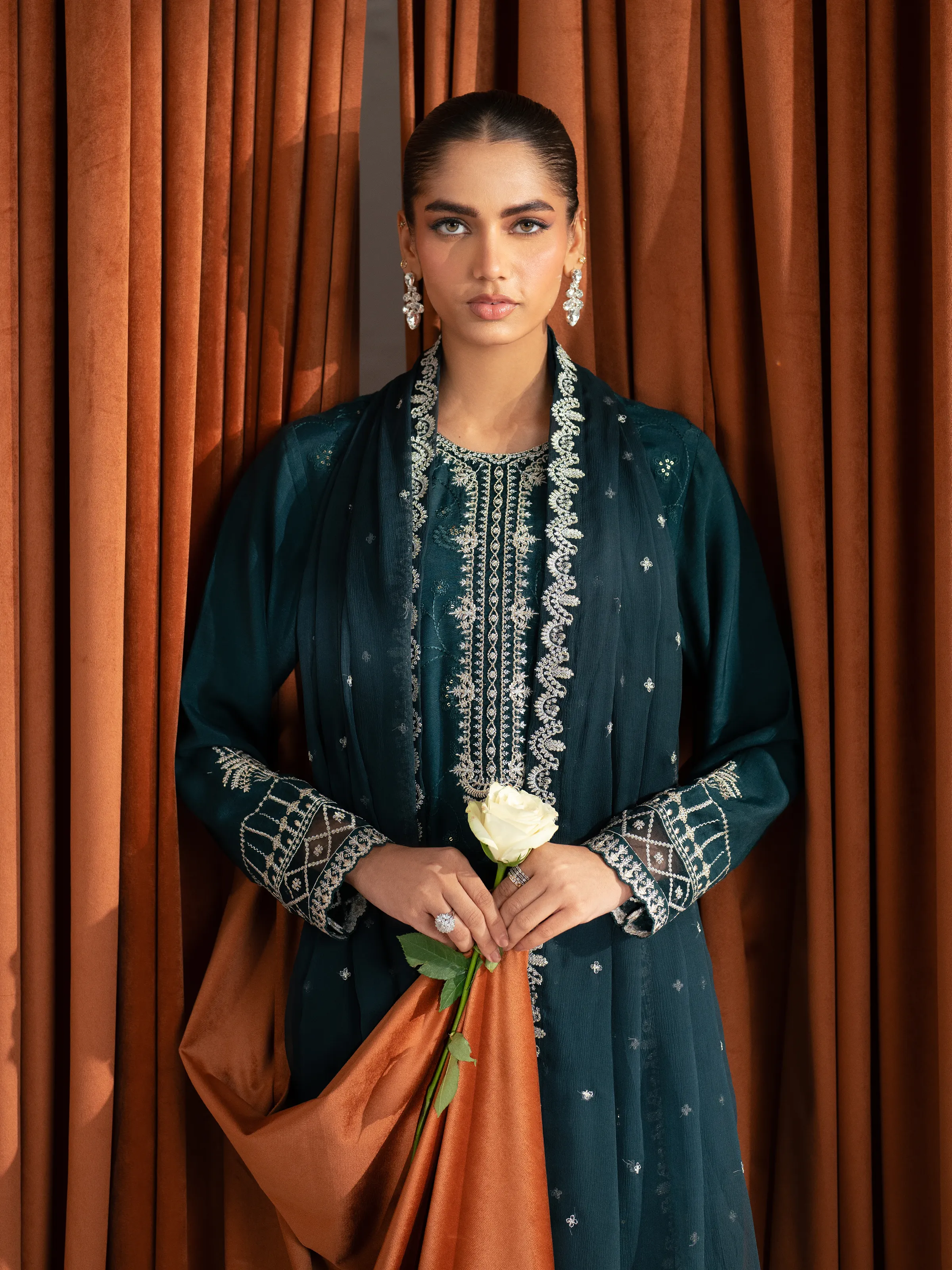 Pret Embroidered Raw Silk Suit - EWTPLE24-00039-3P - Image 2