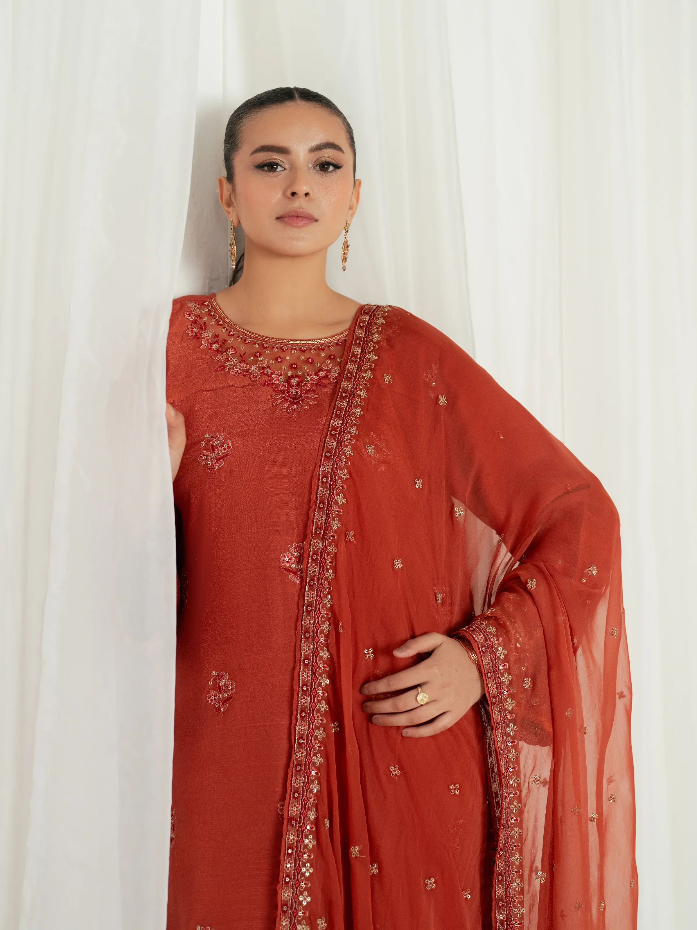 Pret Embroidered Raw Silk Suit - EWTPLE24-00040-3P - Image 3