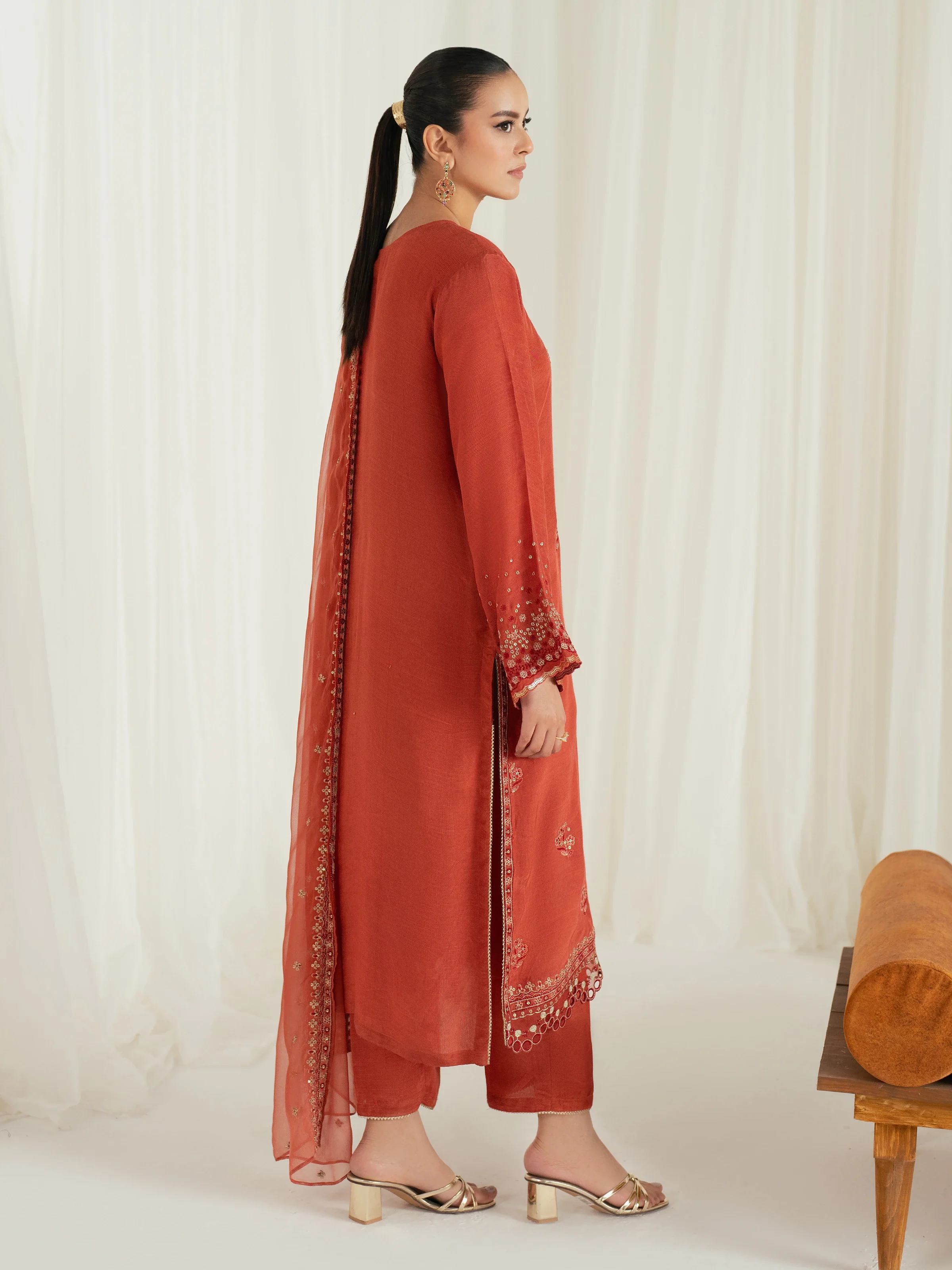 Pret Embroidered Raw Silk Suit - EWTPLE24-00040-3P - Image 5