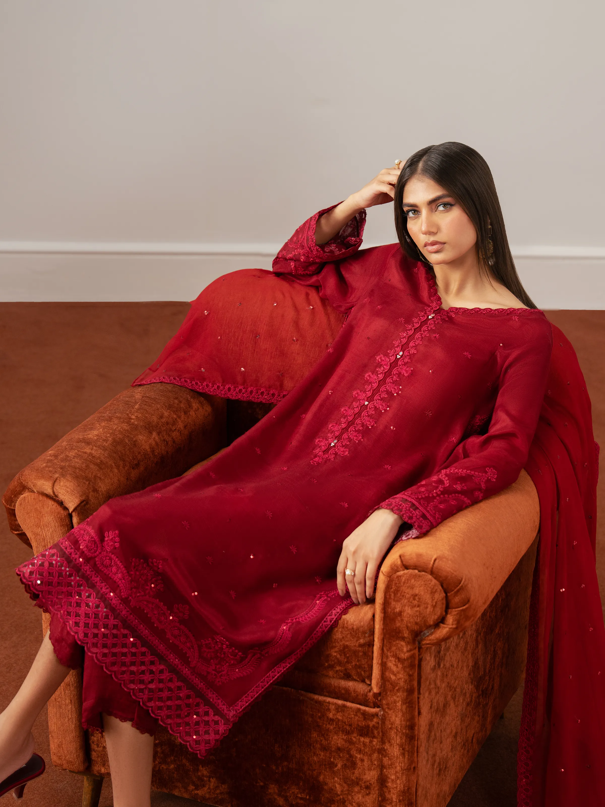Pret Embroidered Raw Silk Suit - EWTPLE24-00043-3P - Image 2
