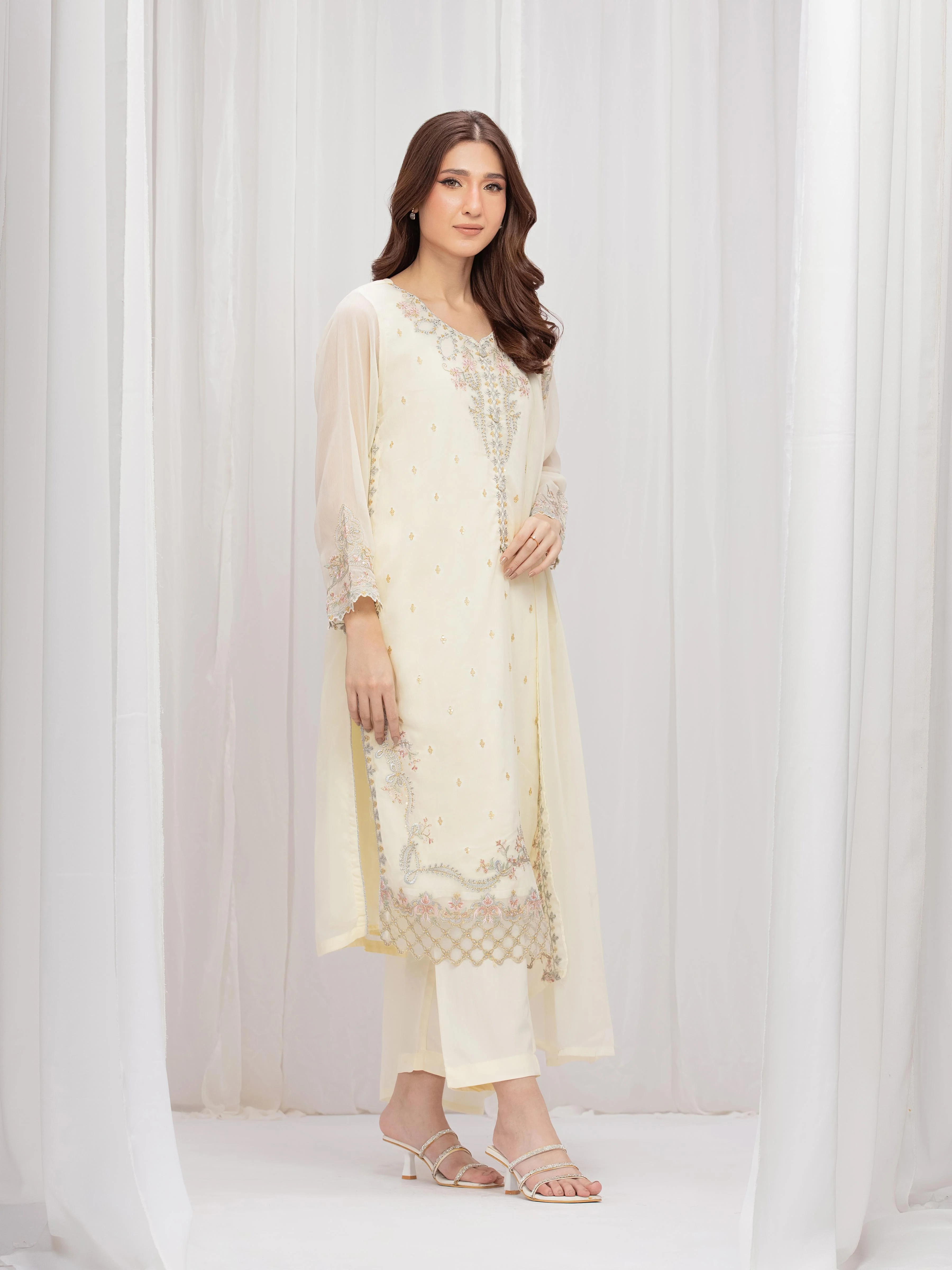 Pret Embroidered Wrinkle Chiffon Suit - EWTPLE5-00045-3P - Image 5