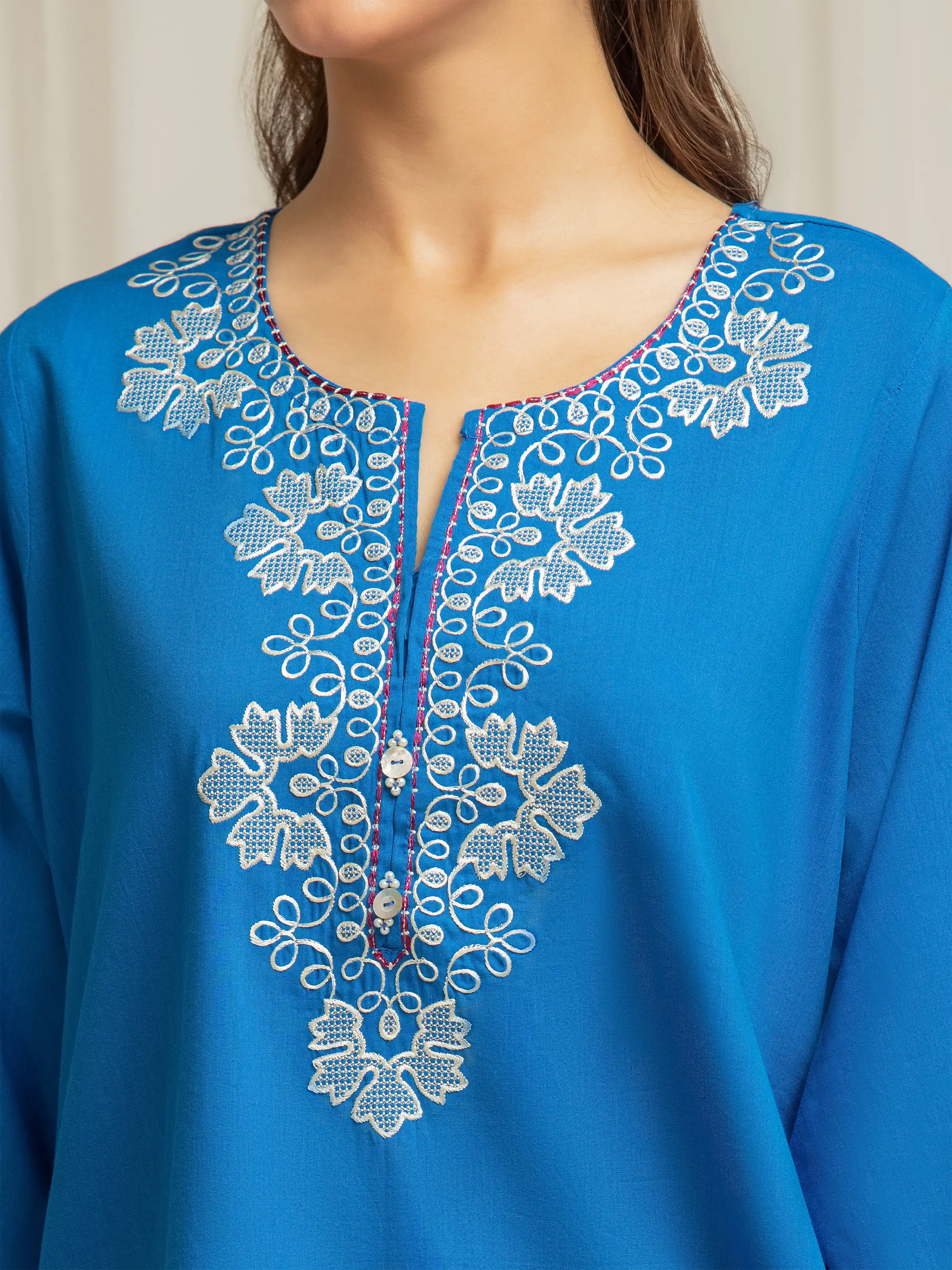 Pret Embroidered Cambric Suit - EWTKE5-85006-3P - Image 3