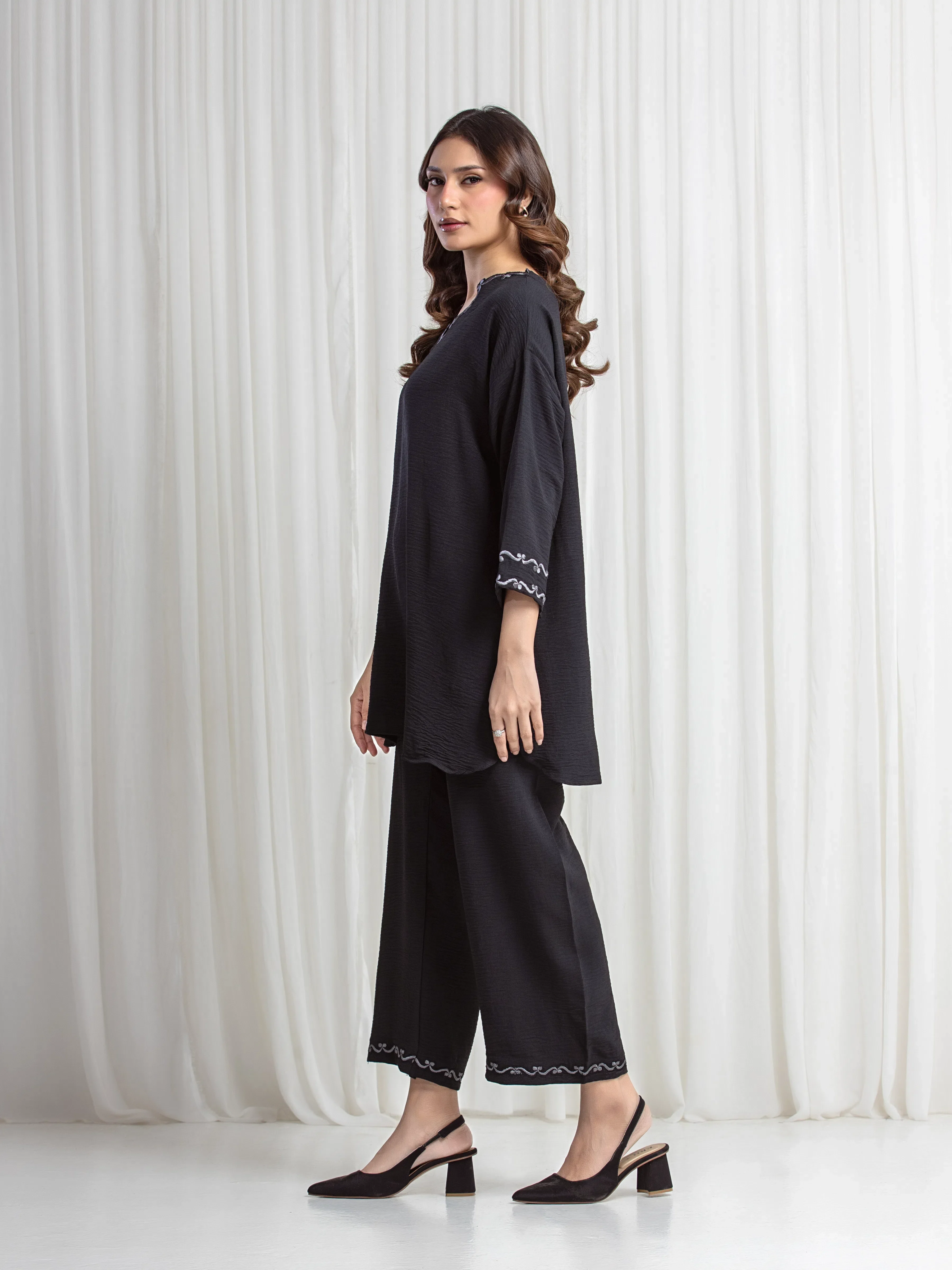 Pret Embroidered Crepe Co-Ord Set - EWTKED6-86235ST - Image 5