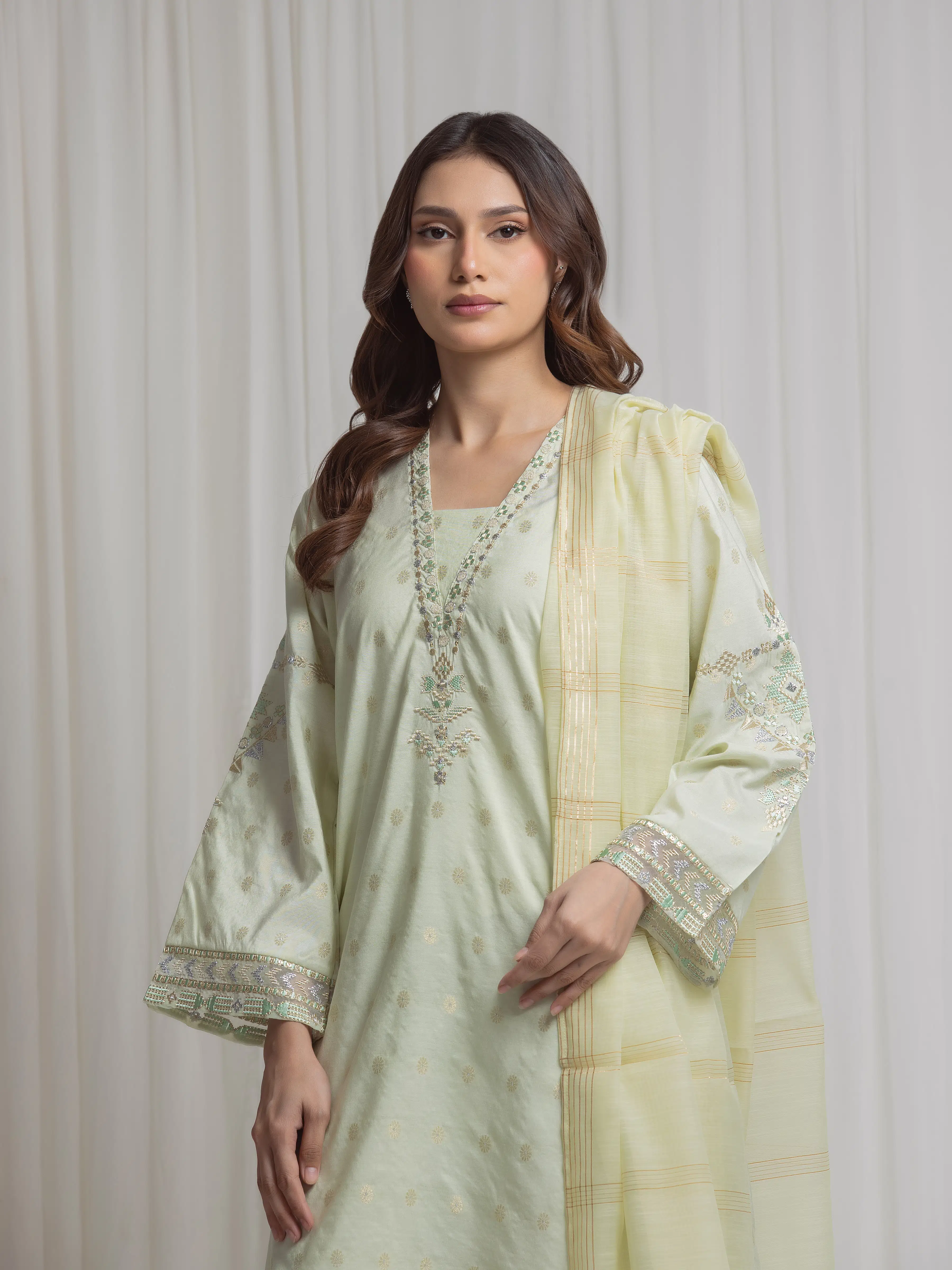 Pret Embroidered Jacquard Suit - EWTKED6-86136-3P - Image 4