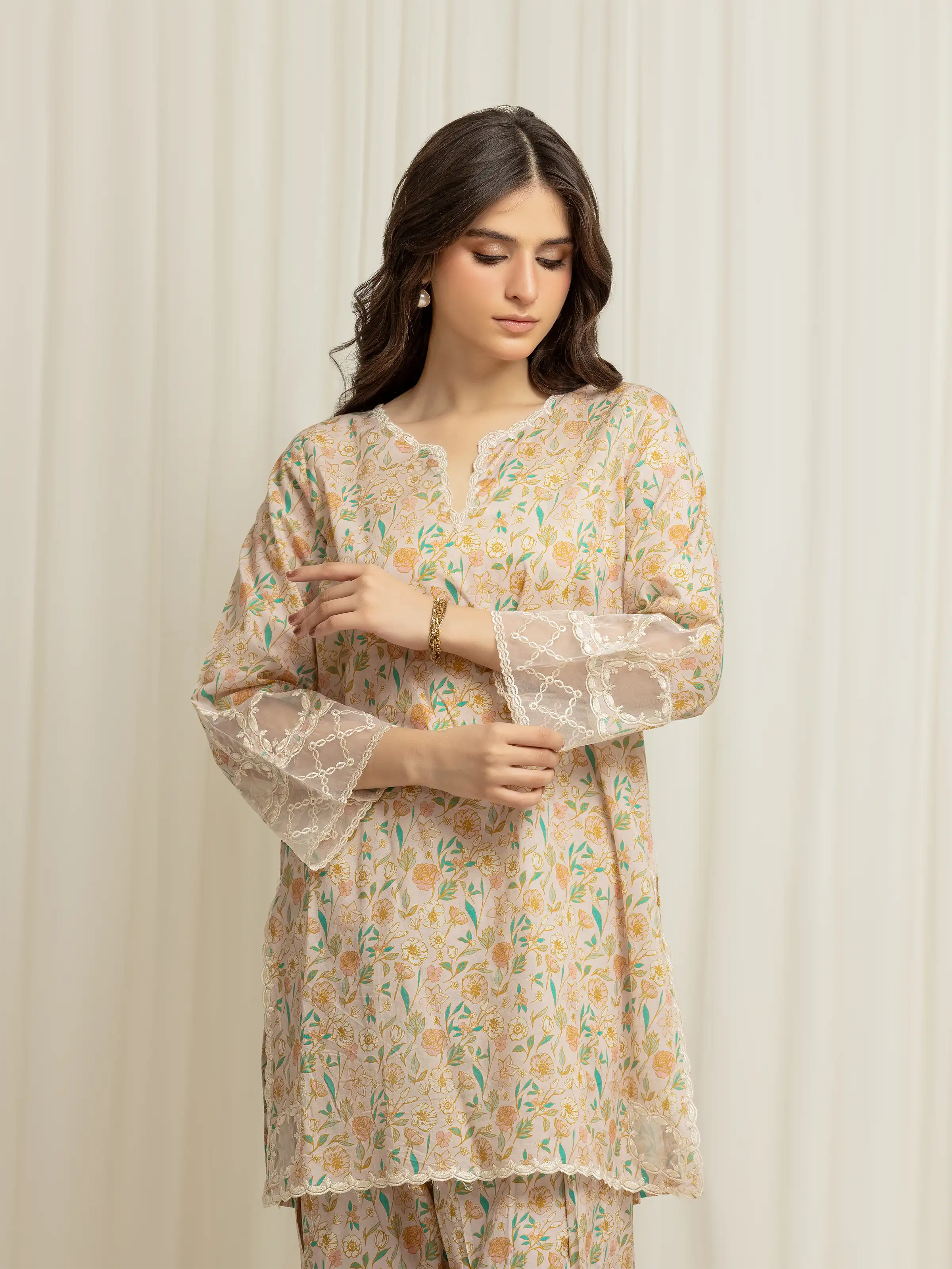Pret Embroidered Lawn Co-Ord Set - EWTKE5-81863ST - Image 2