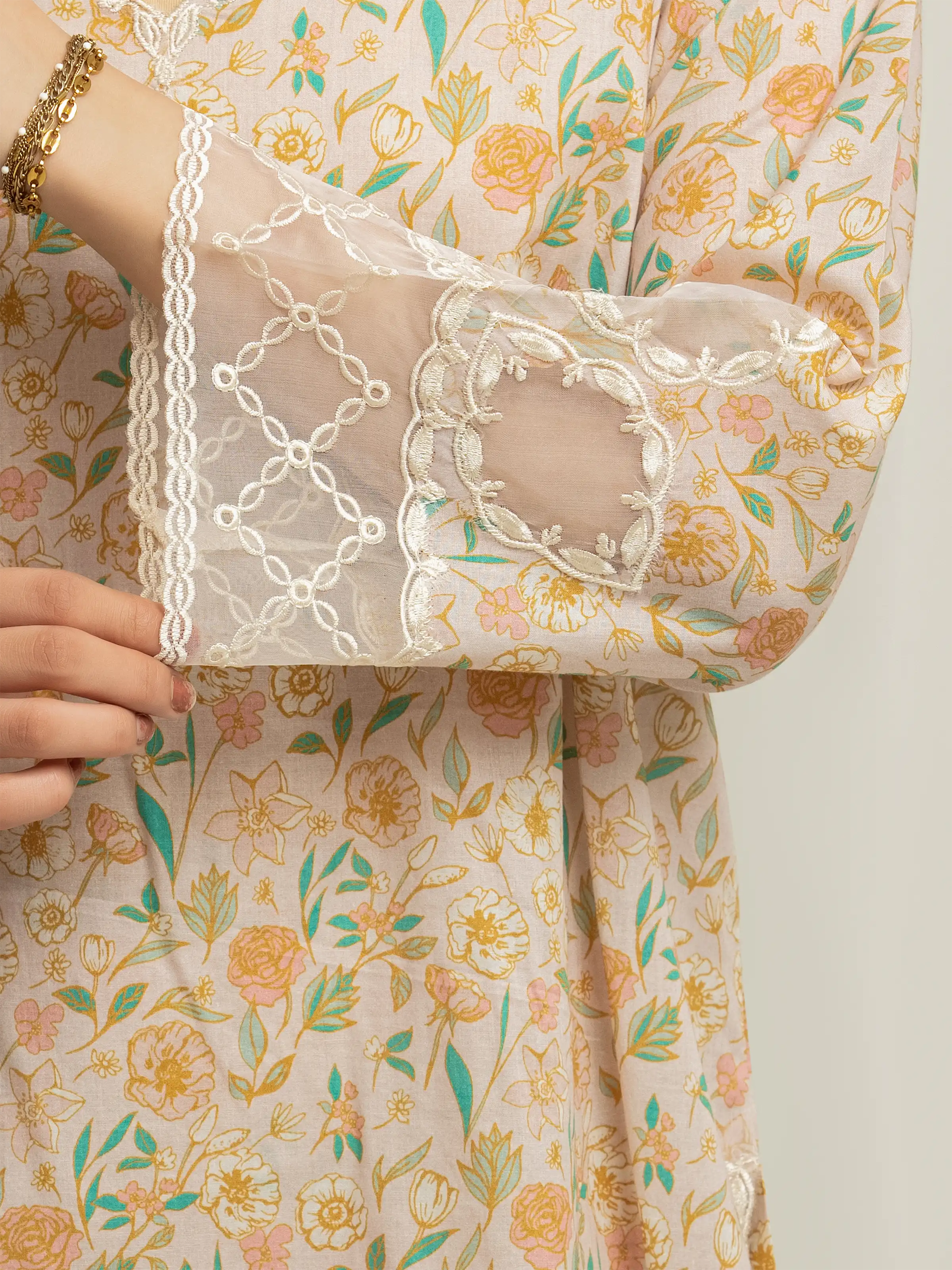 Pret Embroidered Lawn Co-Ord Set - EWTKE5-81863ST - Image 4