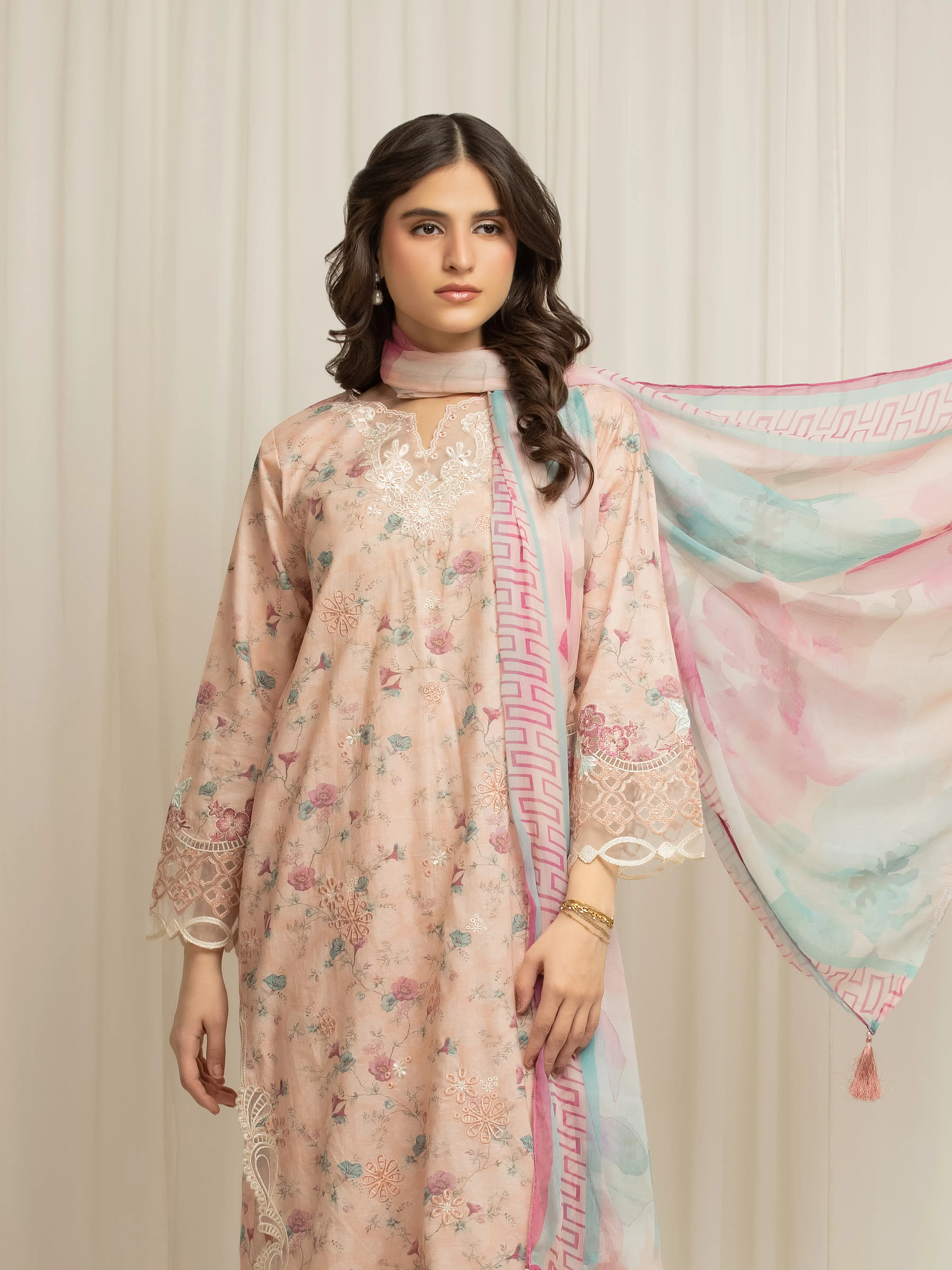 Pret Embroidered Lawn Suit - EWTKE5-82492-3P - Image 2