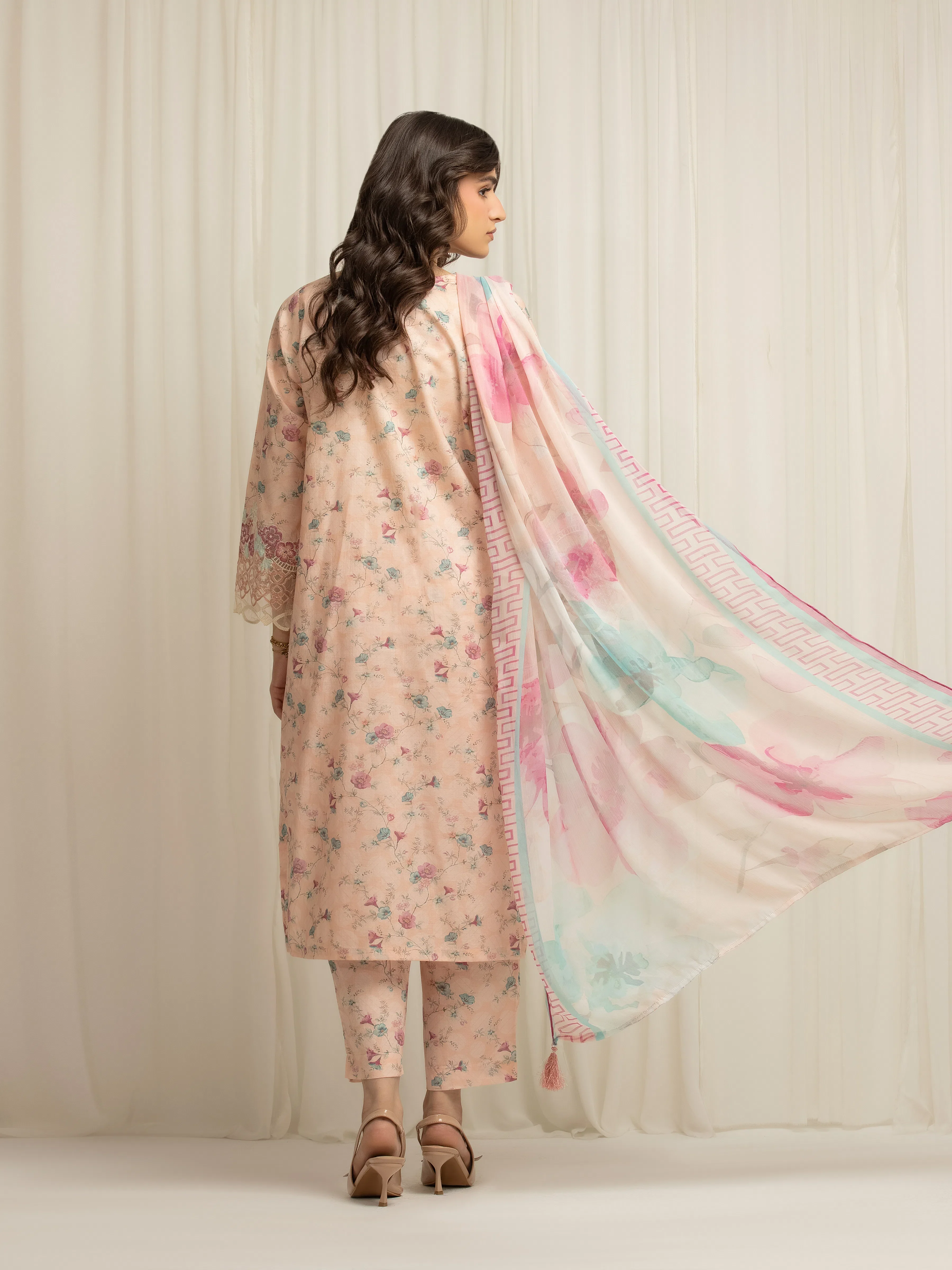 Pret Embroidered Lawn Suit - EWTKE5-82492-3P - Image 6