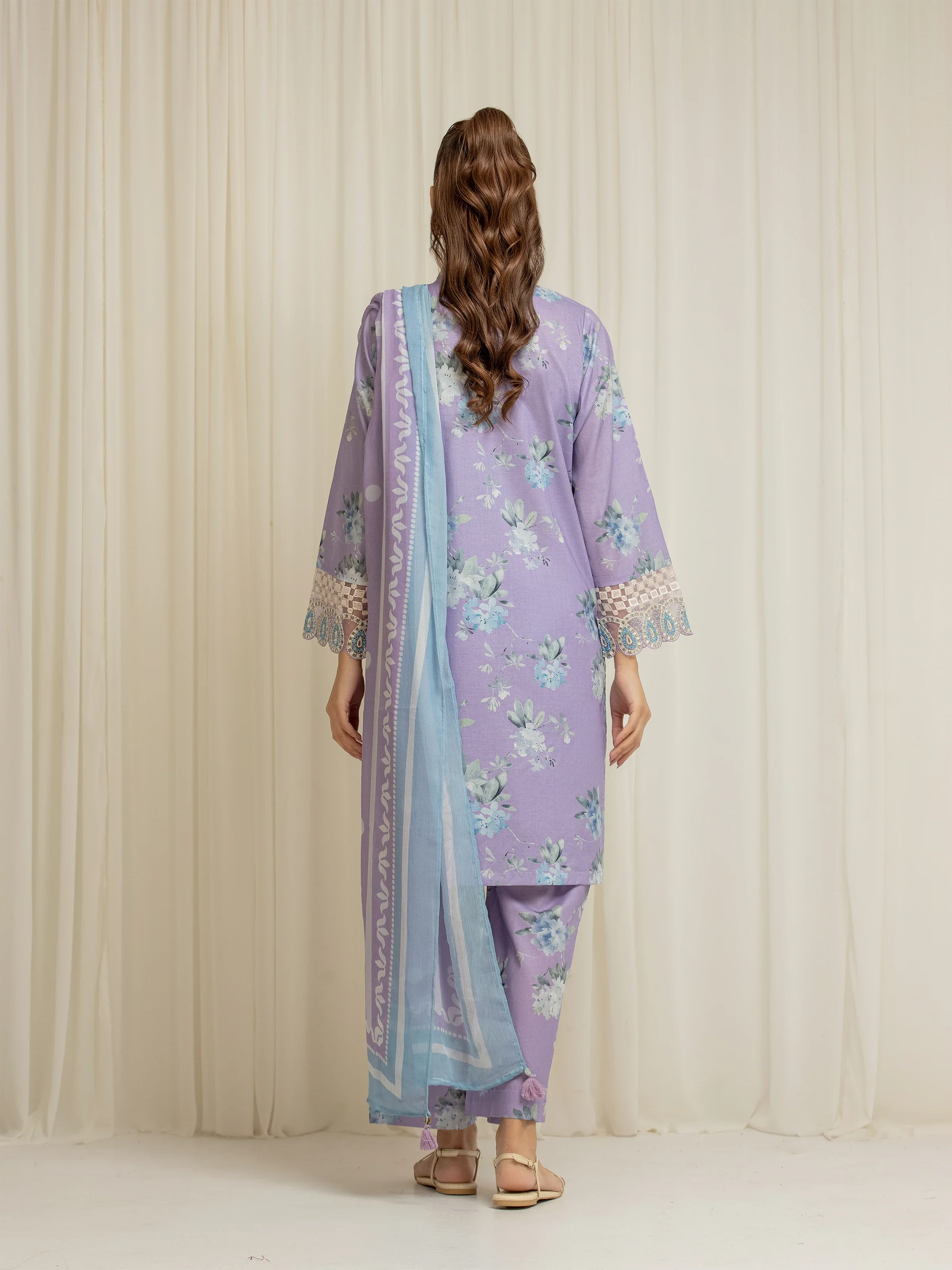 Pret Embroidered Lawn Suit - EWTKE5-82496-3P - Image 5