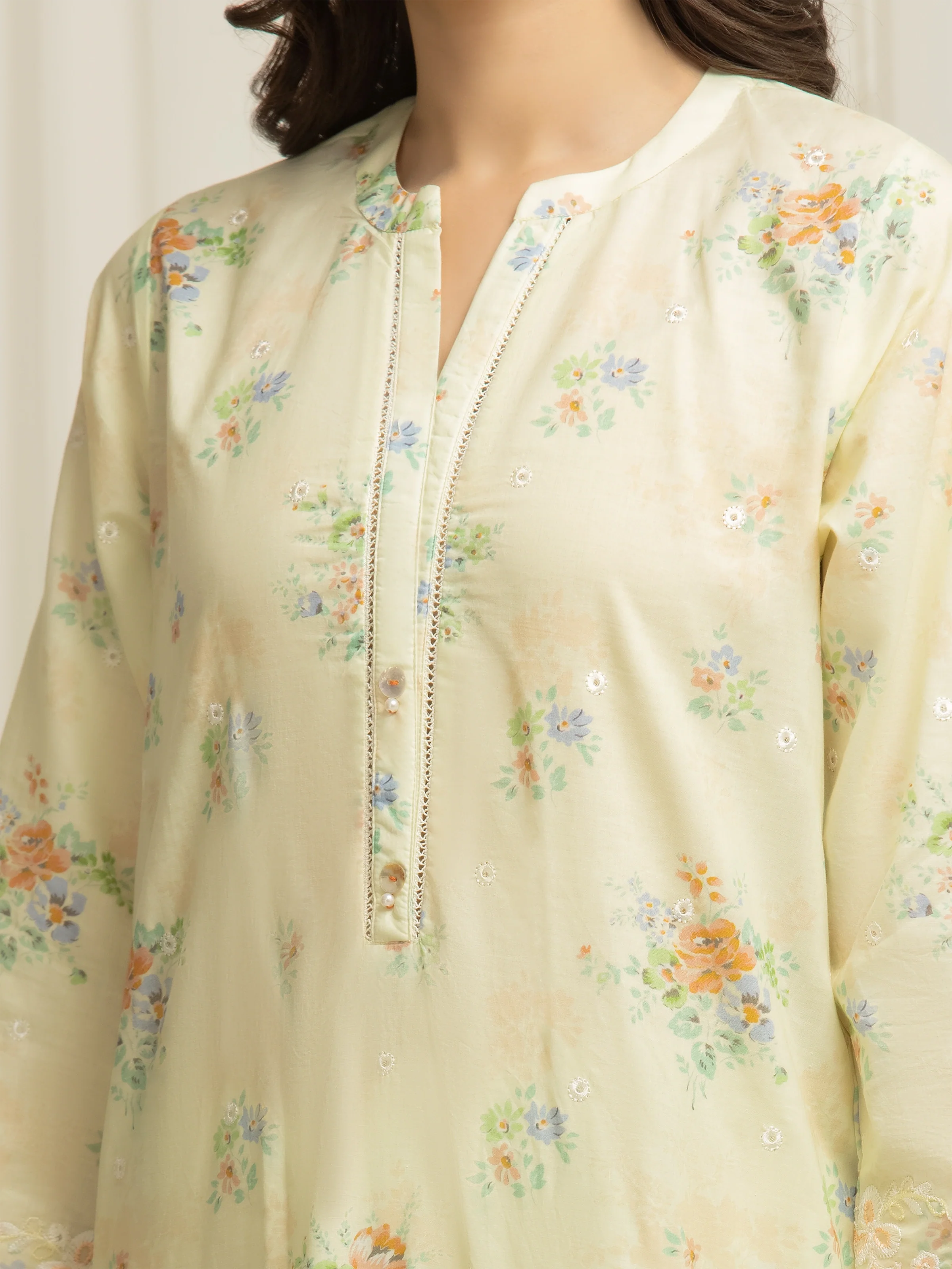 Pret Embroidered Lawn Suit - EWTKE5-82498-3P - Image 3