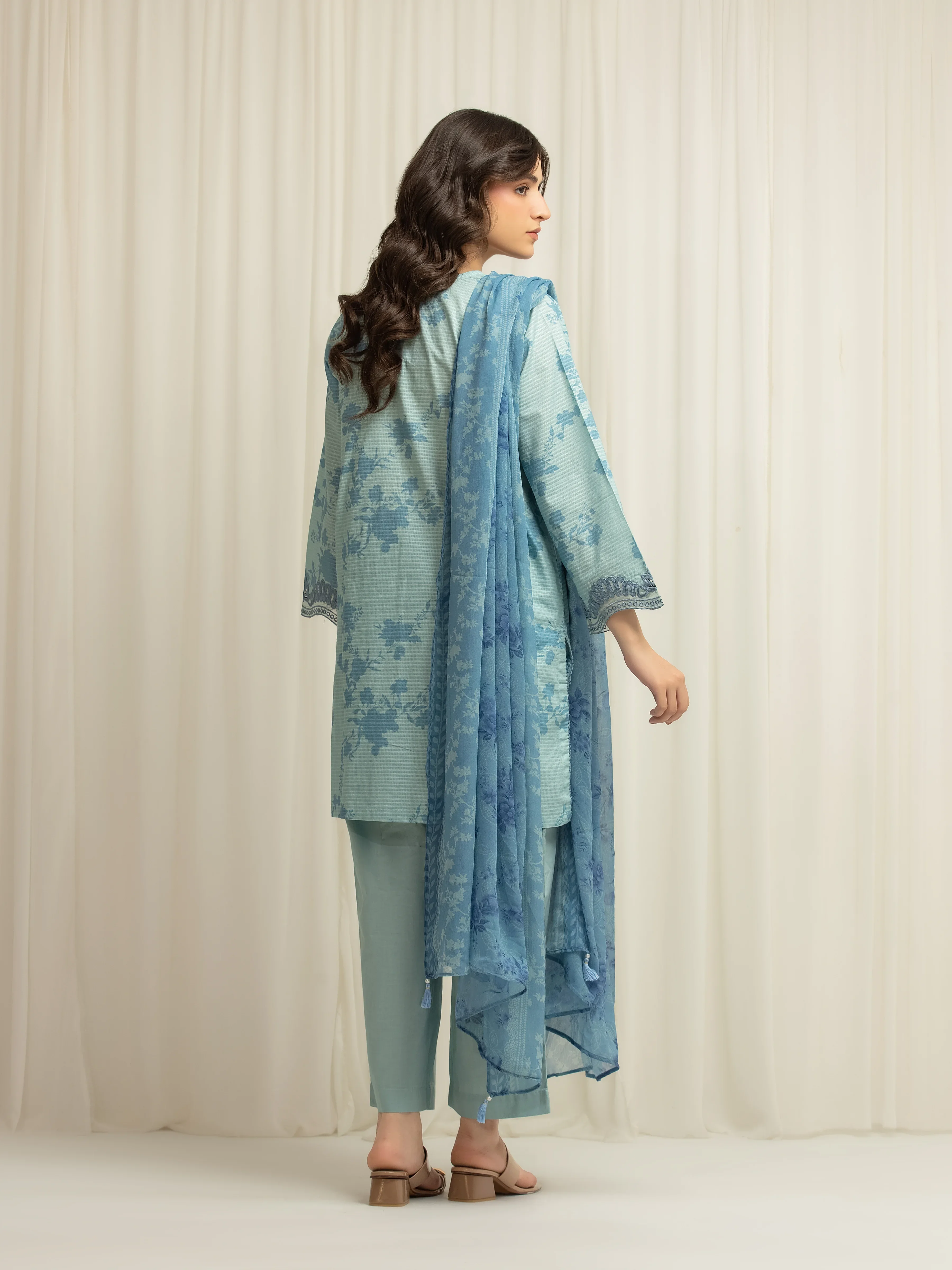 Pret Embroidered Lawn Suit - EWTKE5-83008-3P - Image 6