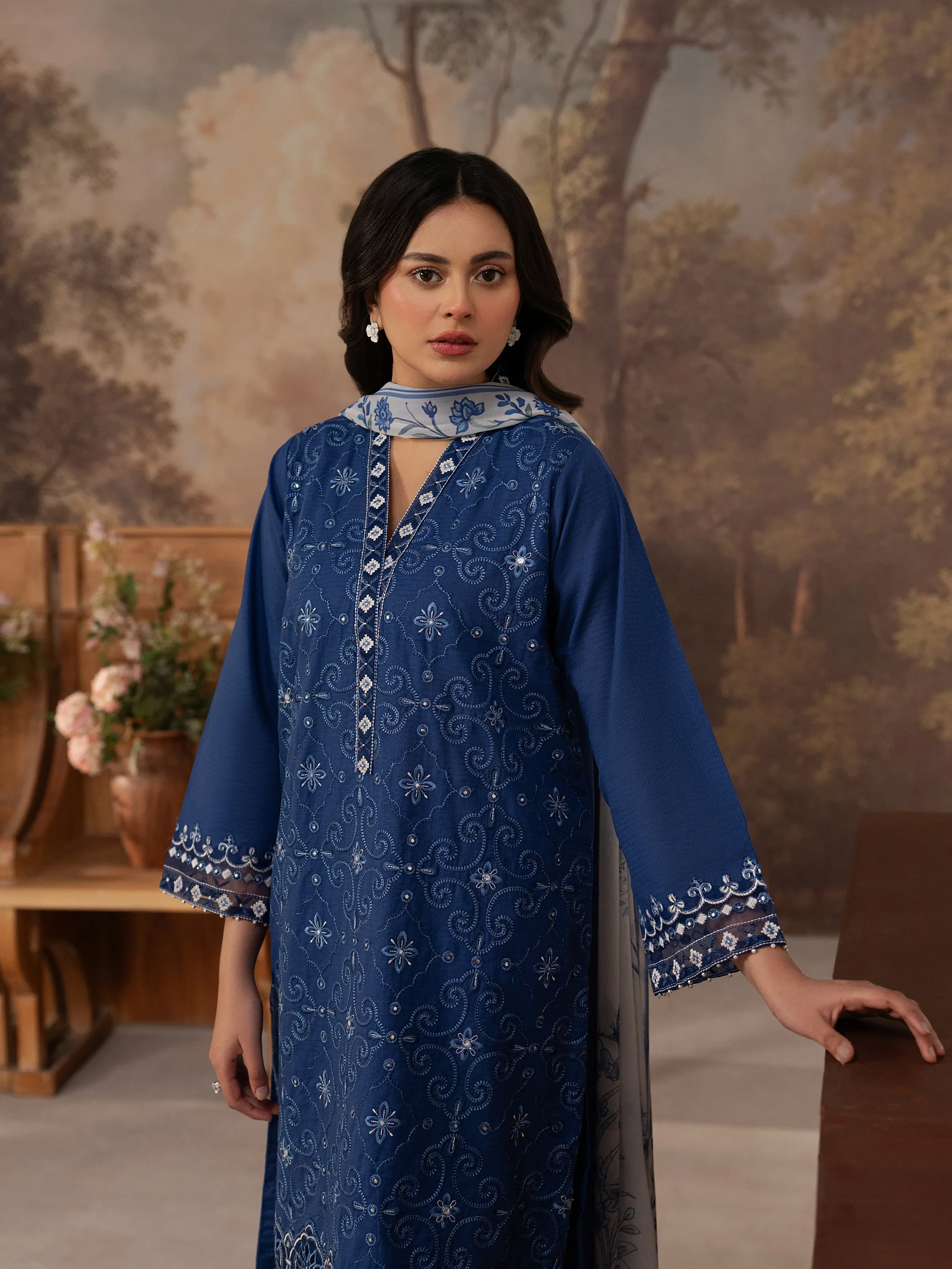 Pret Embroidered Lawn Suit - EWTKED5-82403-3P - Image 2