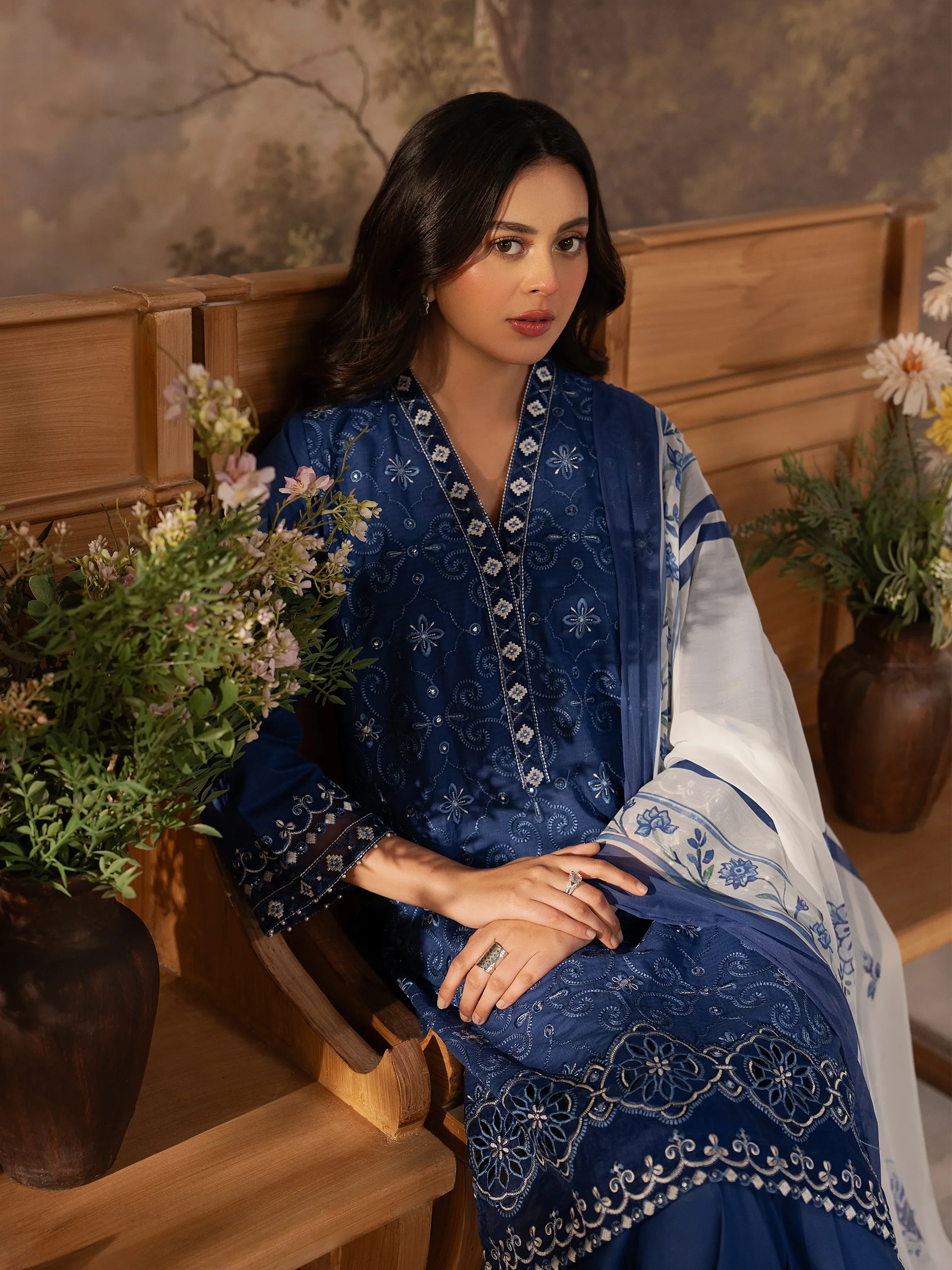 Pret Embroidered Lawn Suit - EWTKED5-82403-3P - Image 3