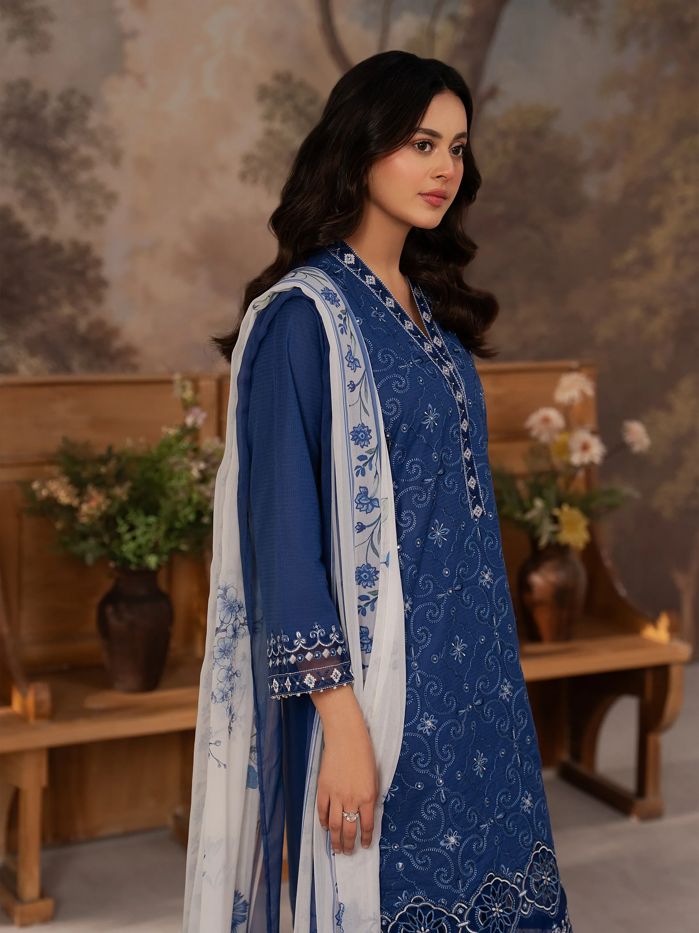 Pret Embroidered Lawn Suit - EWTKED5-82403-3P - Image 4