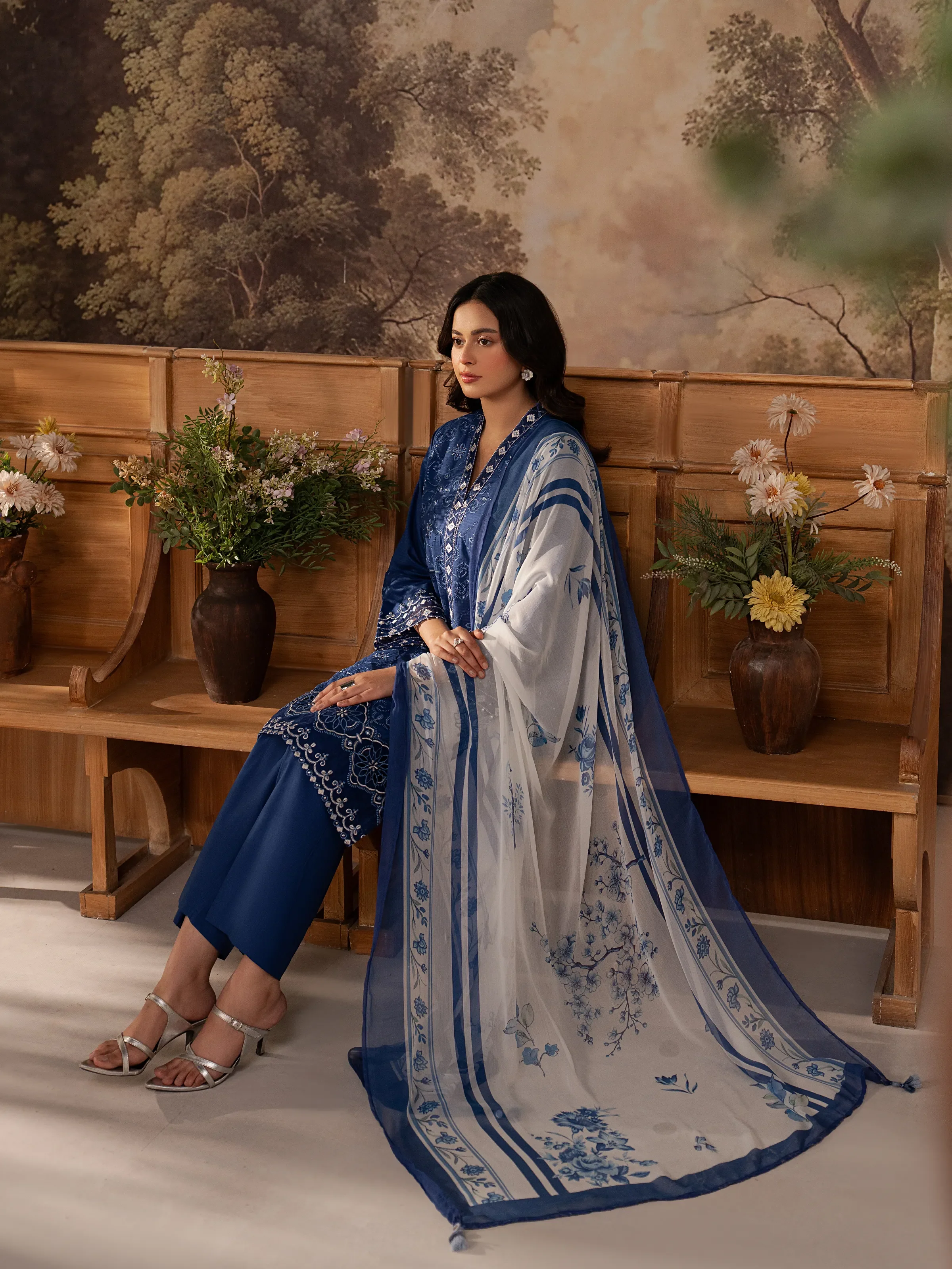 Pret Embroidered Lawn Suit - EWTKED5-82403-3P - Image 6