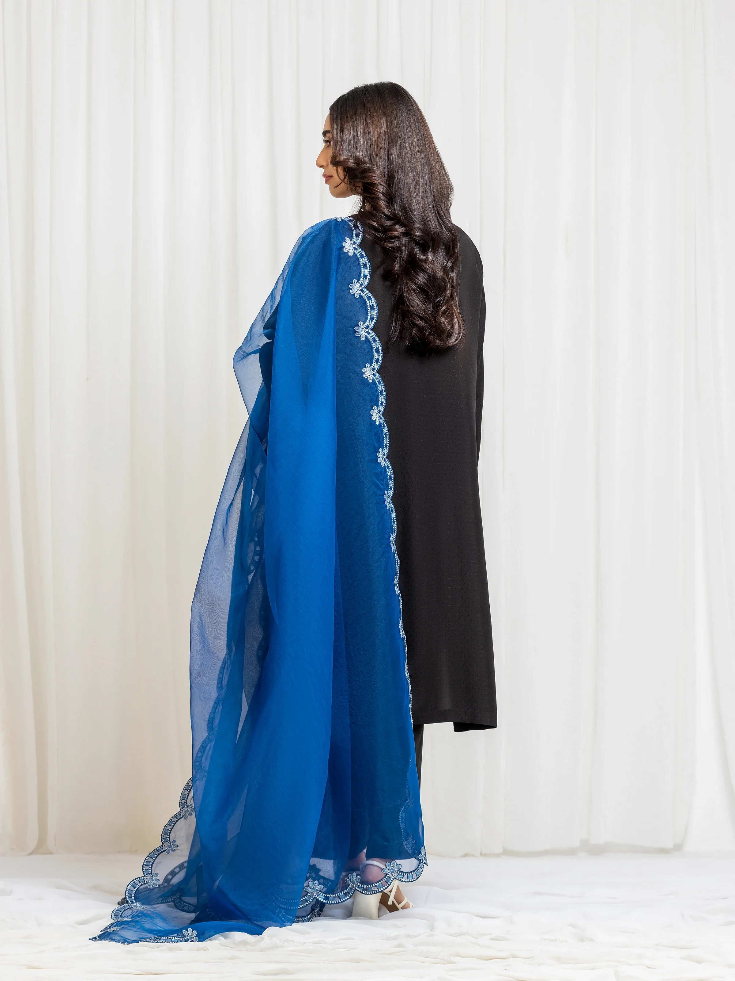 Pret Embroidered Viscose Suit - EWTKED6-84082-3P - Image 5