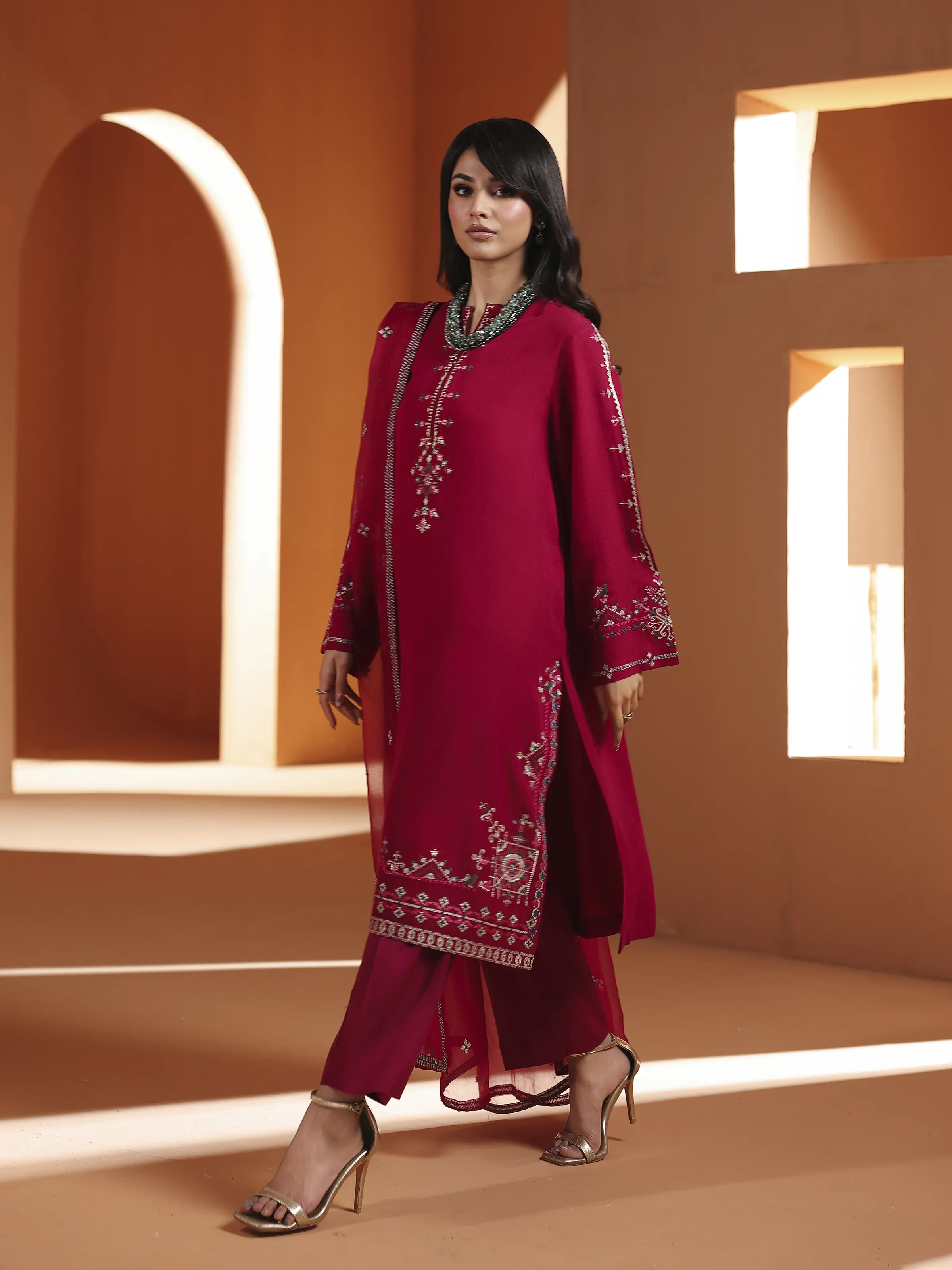 Pret Embroidered Viscose Suit - EWTKED6-84083-3P - Image 3