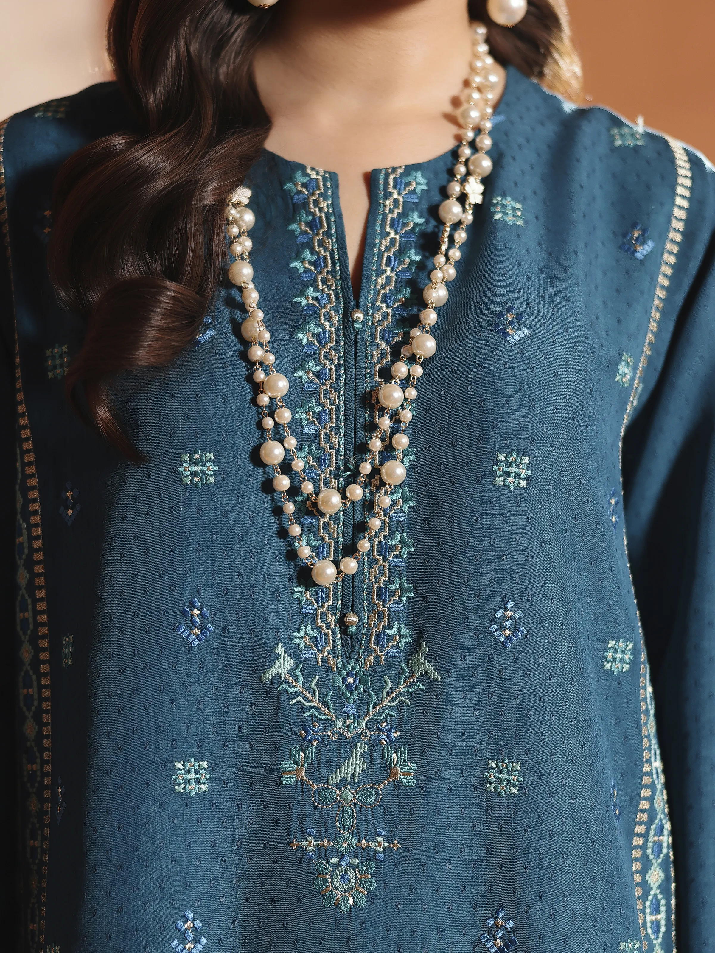 Pret Embroidered Viscose Suit - EWTKED6-84117-3P - Image 4