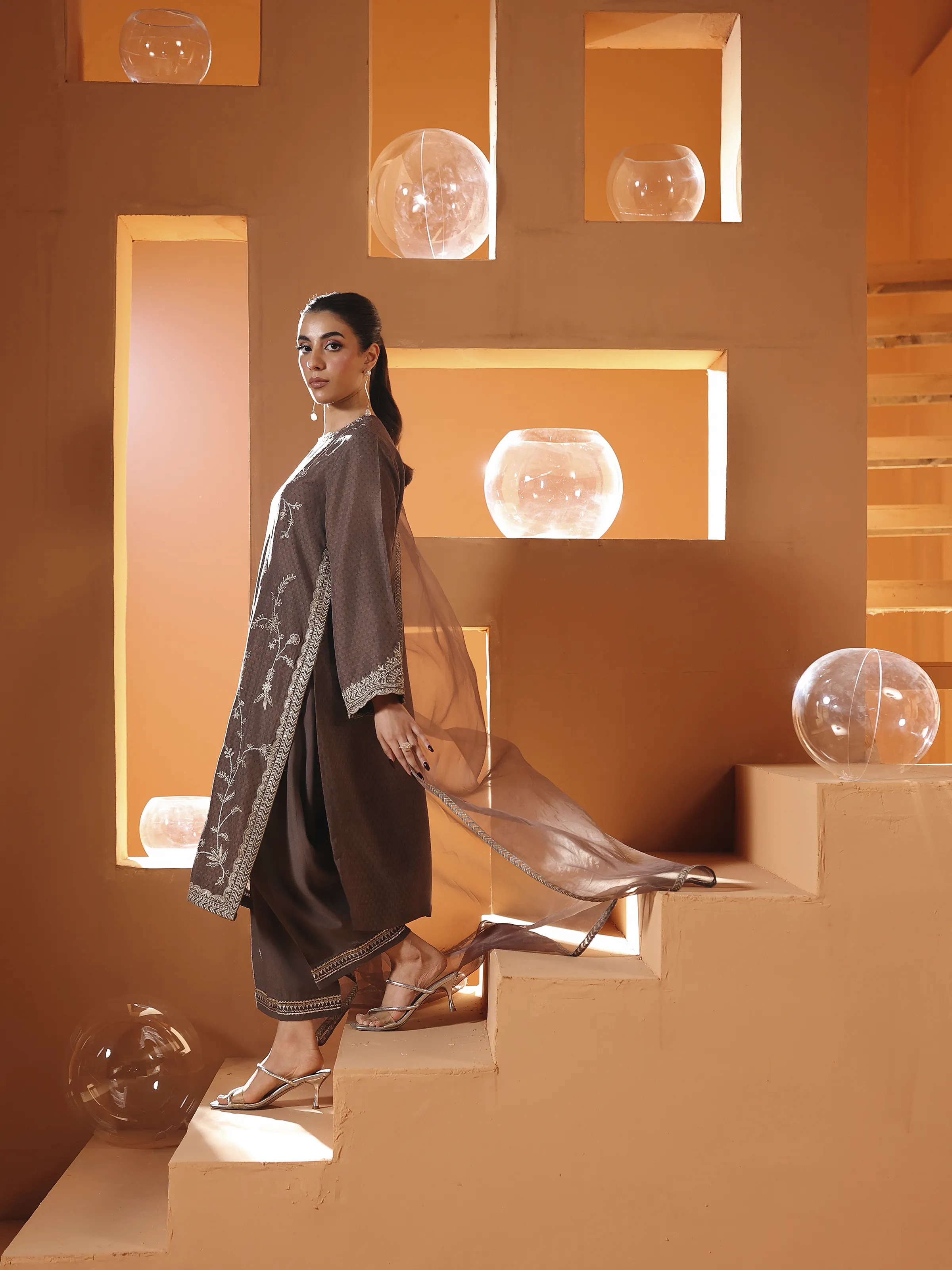 Pret Embroidered Viscose Suit - EWTKED6-84121-3P - Image 3