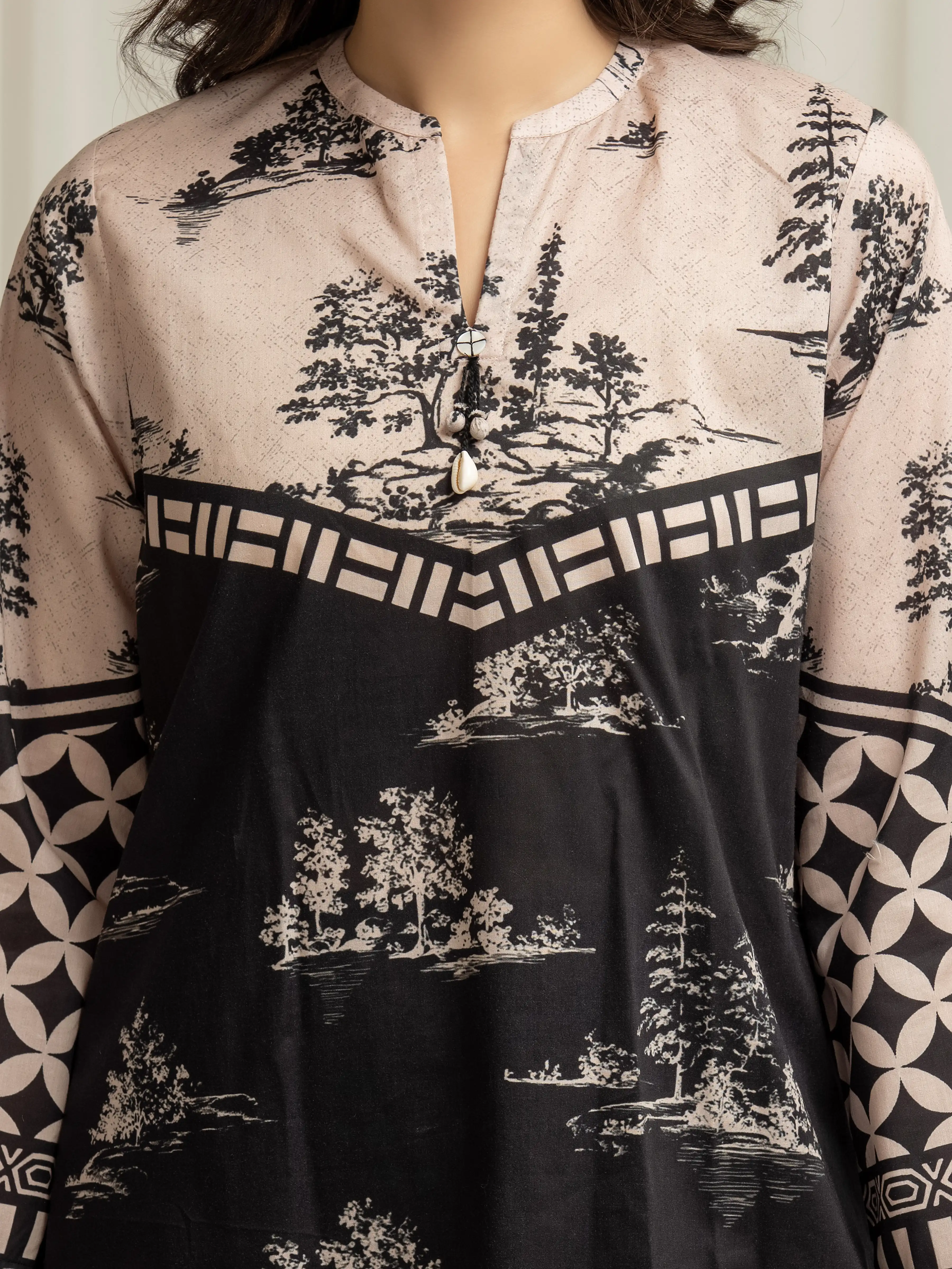 Pret Printed Lawn Co-Ord Set - EWTKP6-86017ST - Image 3