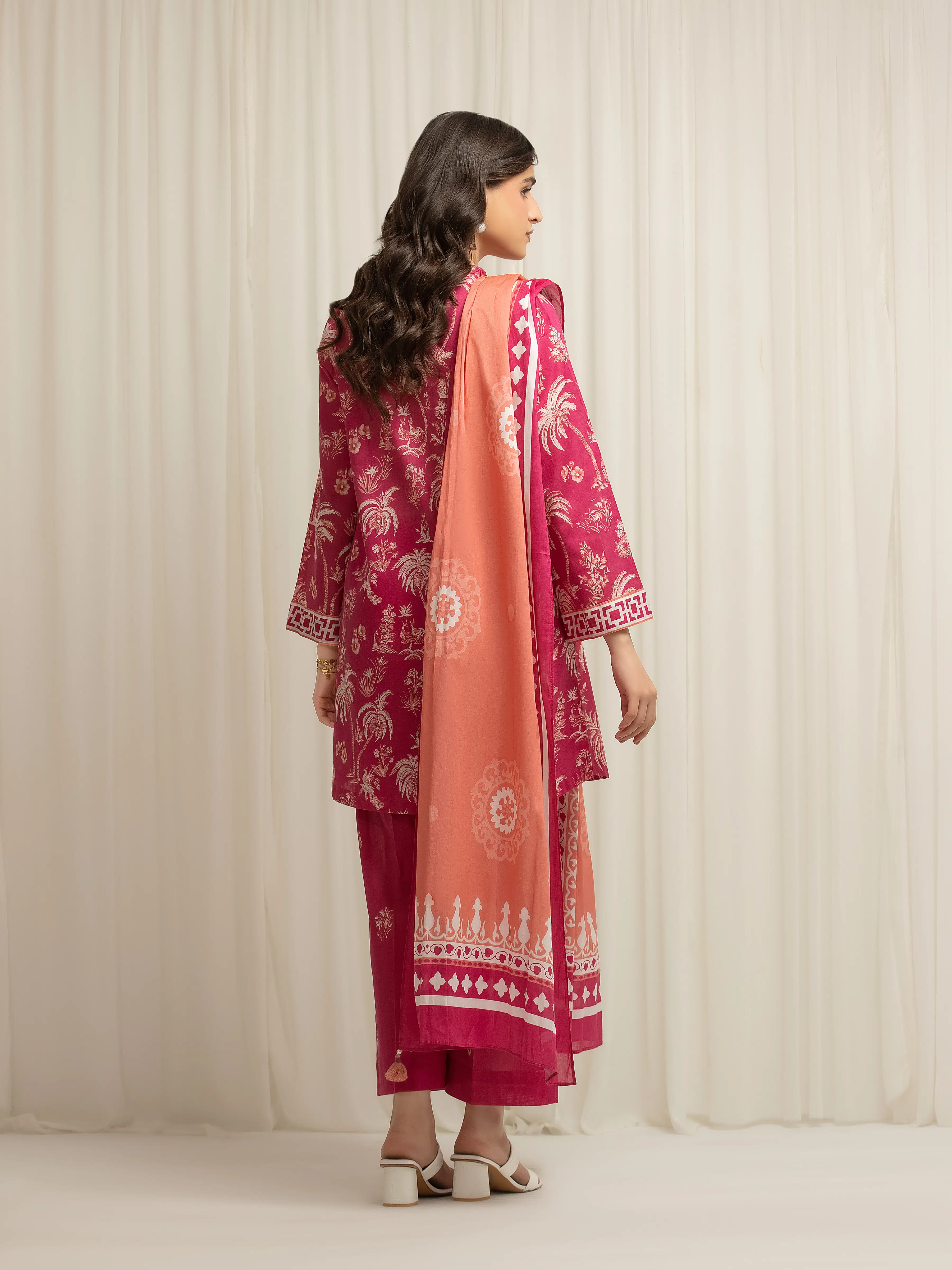 Pret Printed Lawn Suit - EWTKP6-86049-3P - Image 6