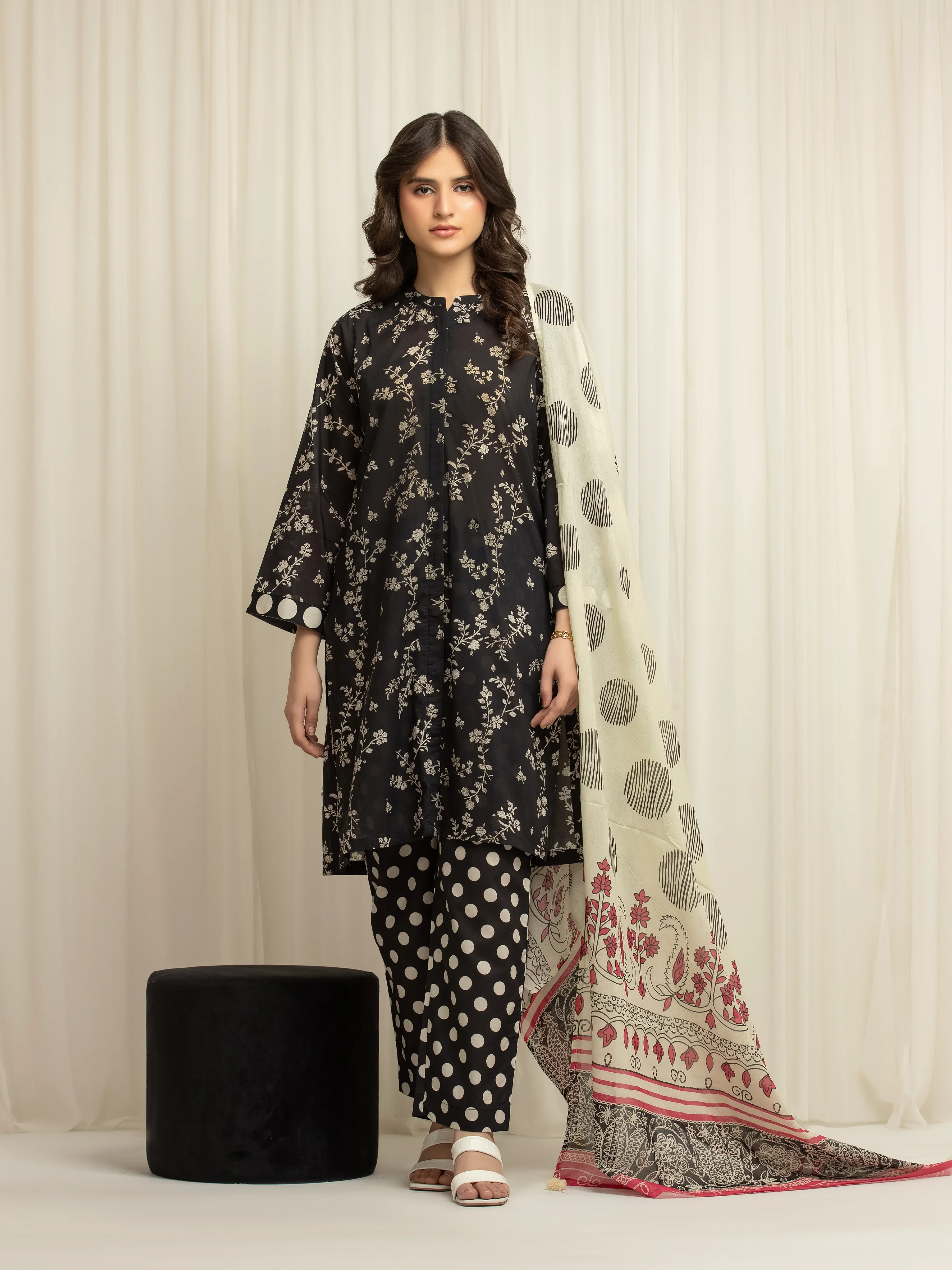 Pret Printed Lawn Suit - EWTKP6-86059-3P