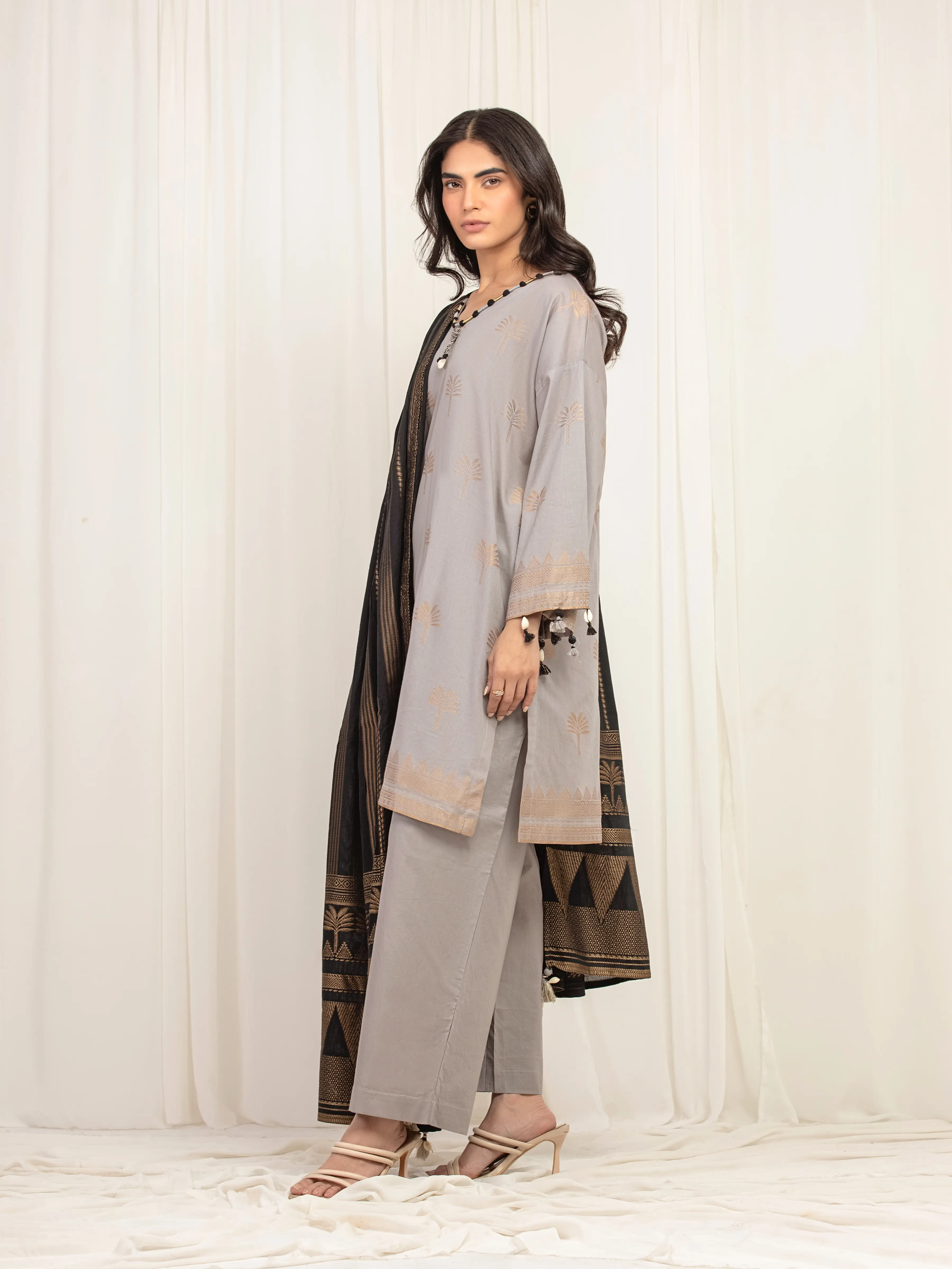 Pret Solid Jacquard Suit - EWTKS5-82417-3P - Image 5
