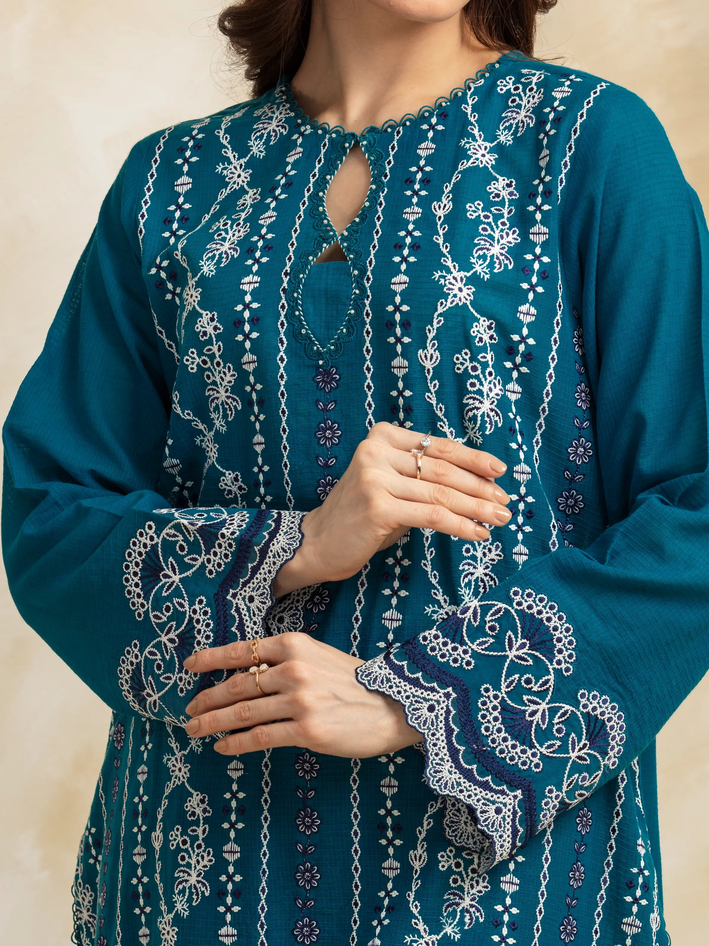 Unstitched Embroidered Lawn Suit - EWU5V1-31223-3P - Image 4