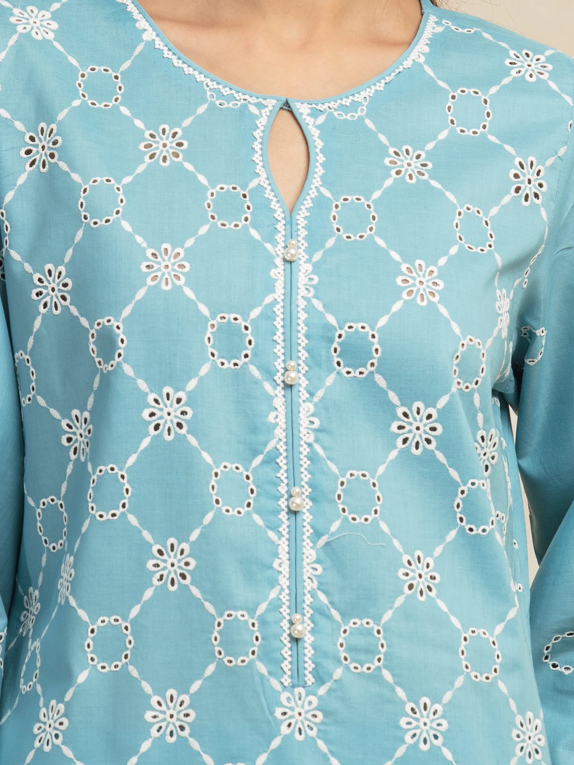 Unstitched Embroidered Cambric Suit - EWU5V2-31024-3P - Image 3