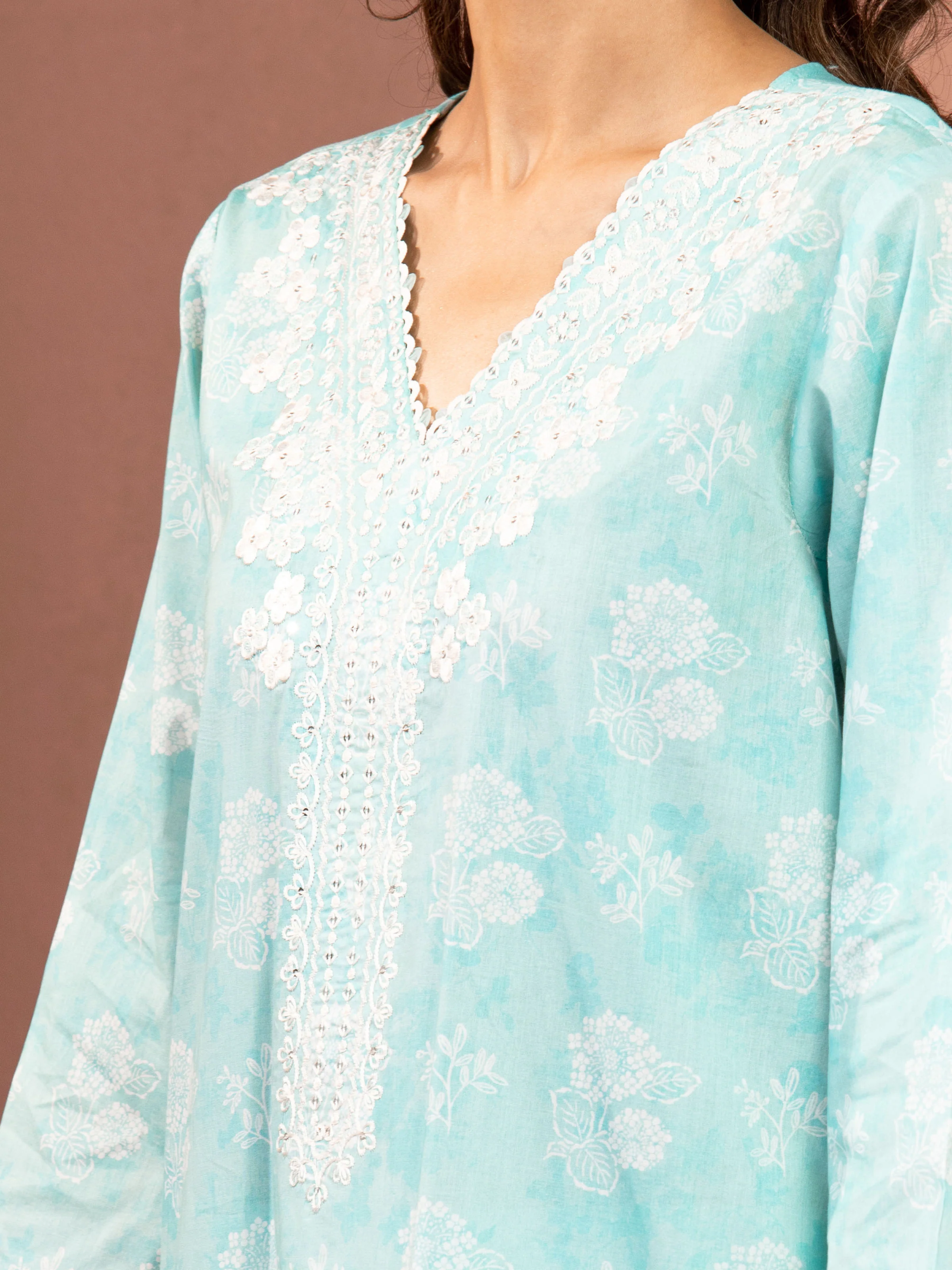 Unstitched Embroidered Lawn Suit - EWU5V1-31459-3P - Image 5