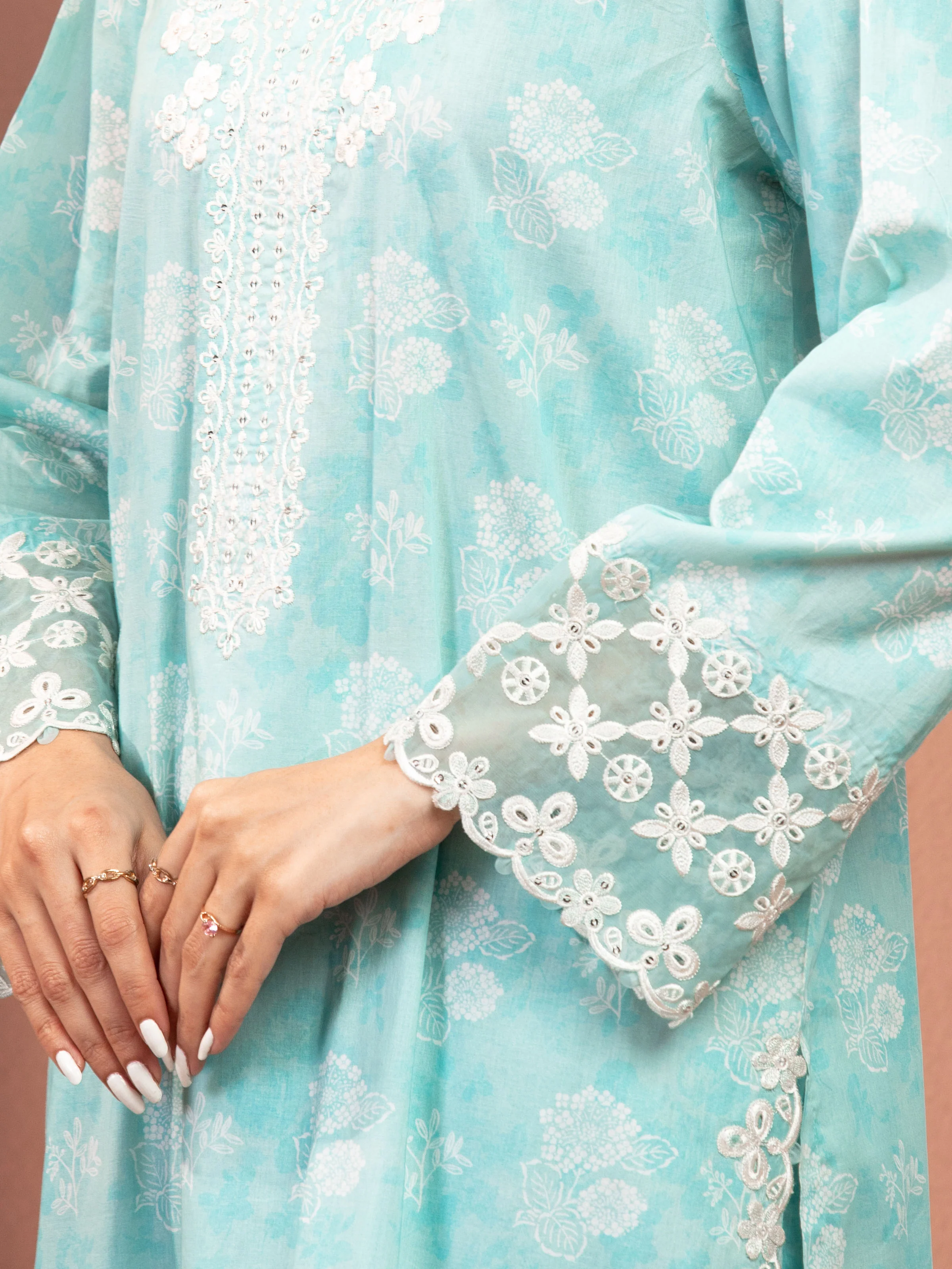 Unstitched Embroidered Lawn Suit - EWU5V1-31459-3P - Image 6
