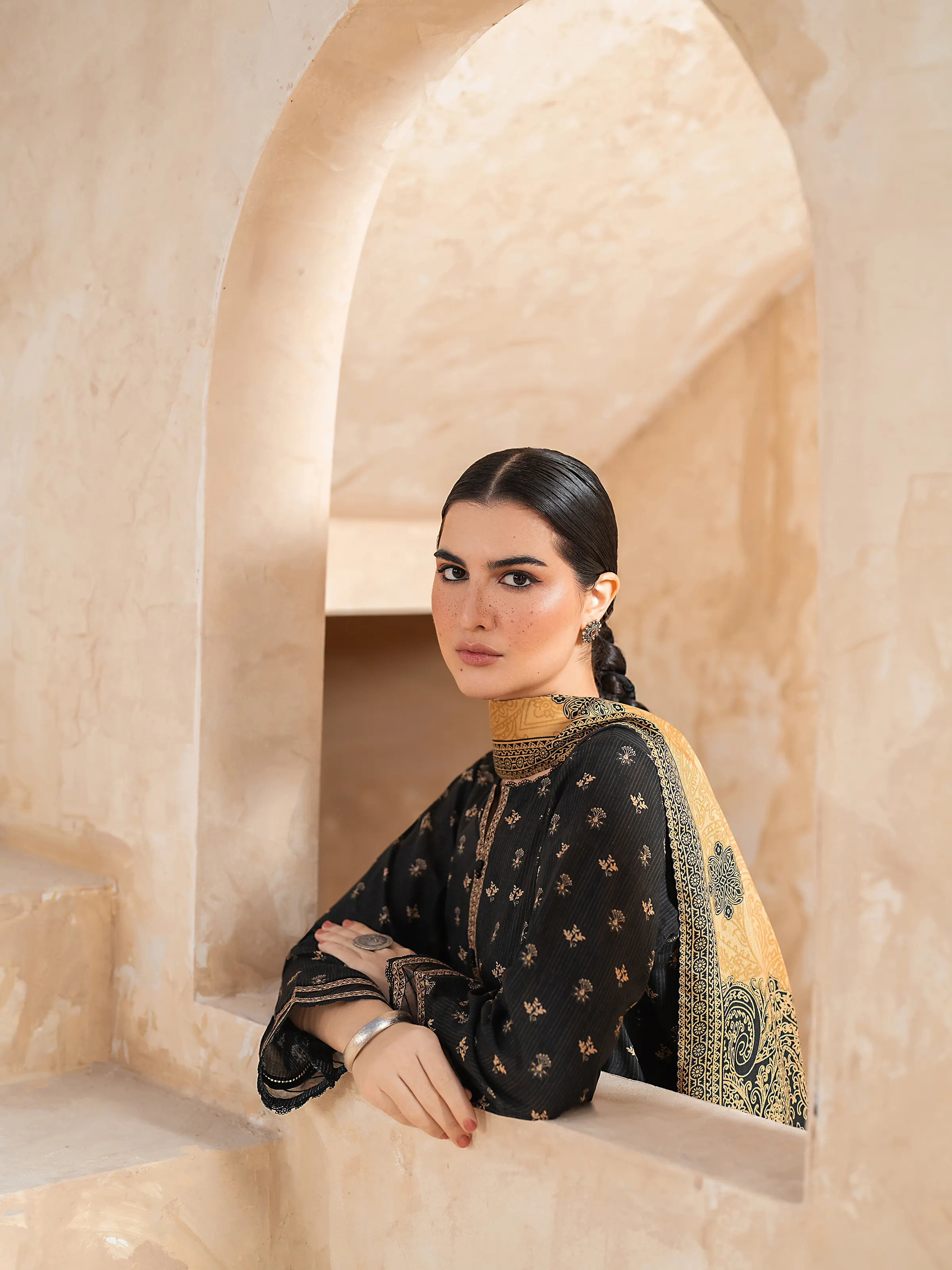 Unstitched Printed Khaddar Suit - EWU24M3-110 - Image 5