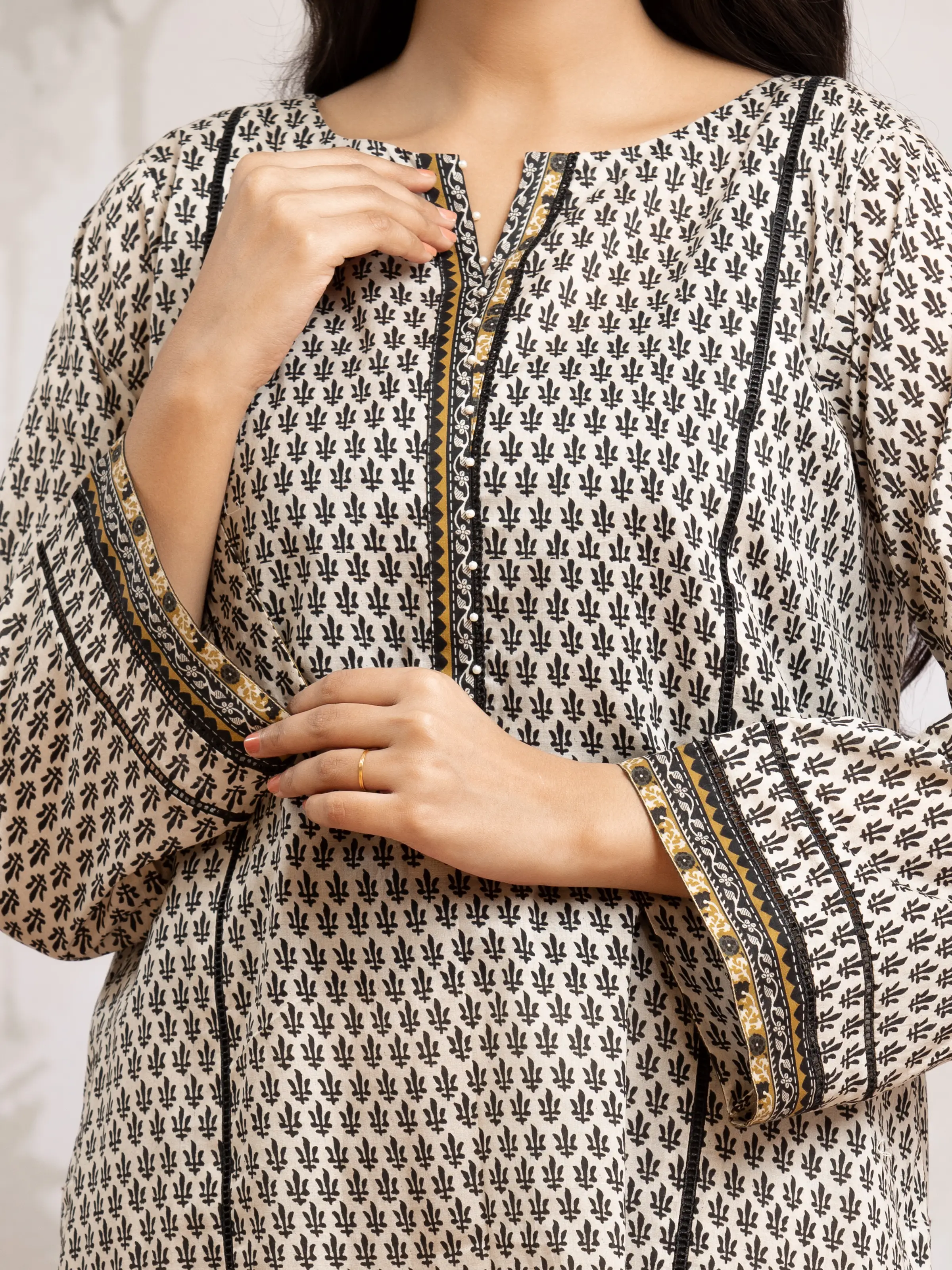 Unstitched Printed Khaddar Suit - EWU24M2-175 - Image 2