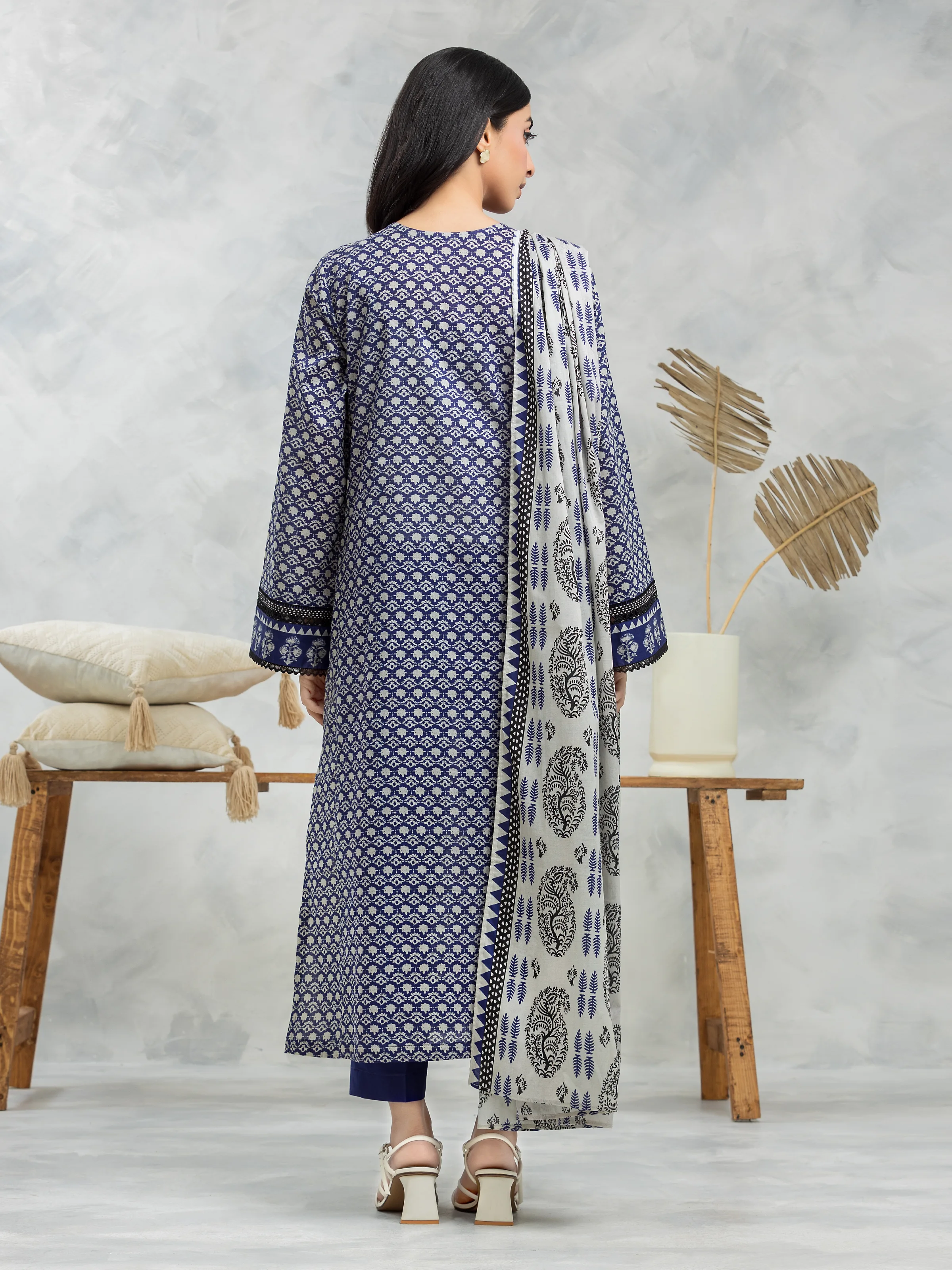 Unstitched Printed Cambric Suit - EWU24A2-28086-3P - Image 2