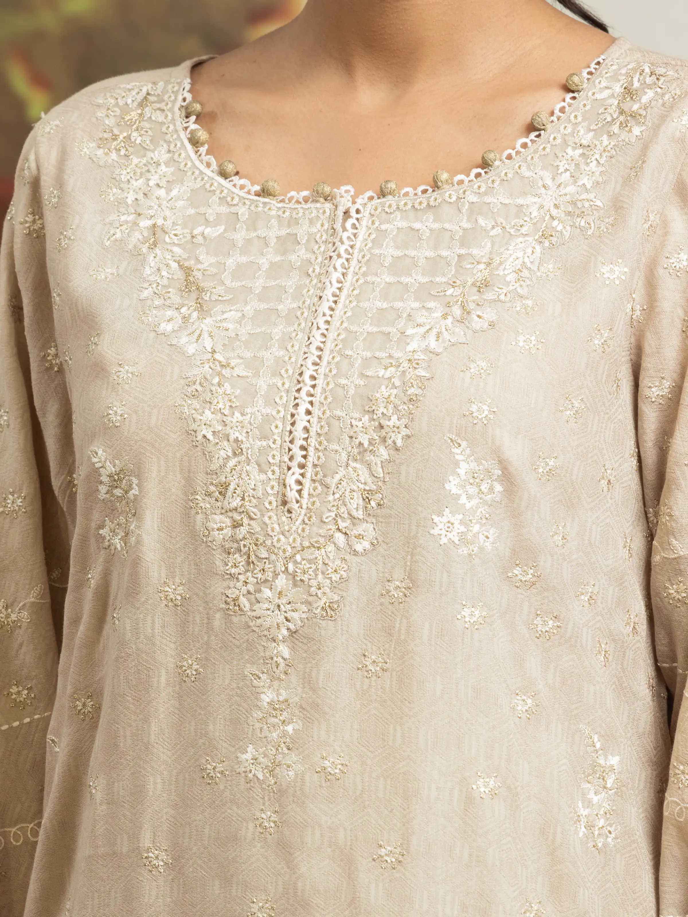 Unstitched Embroidered Dobby Suit - EWU24V7-30160-3P - Image 4