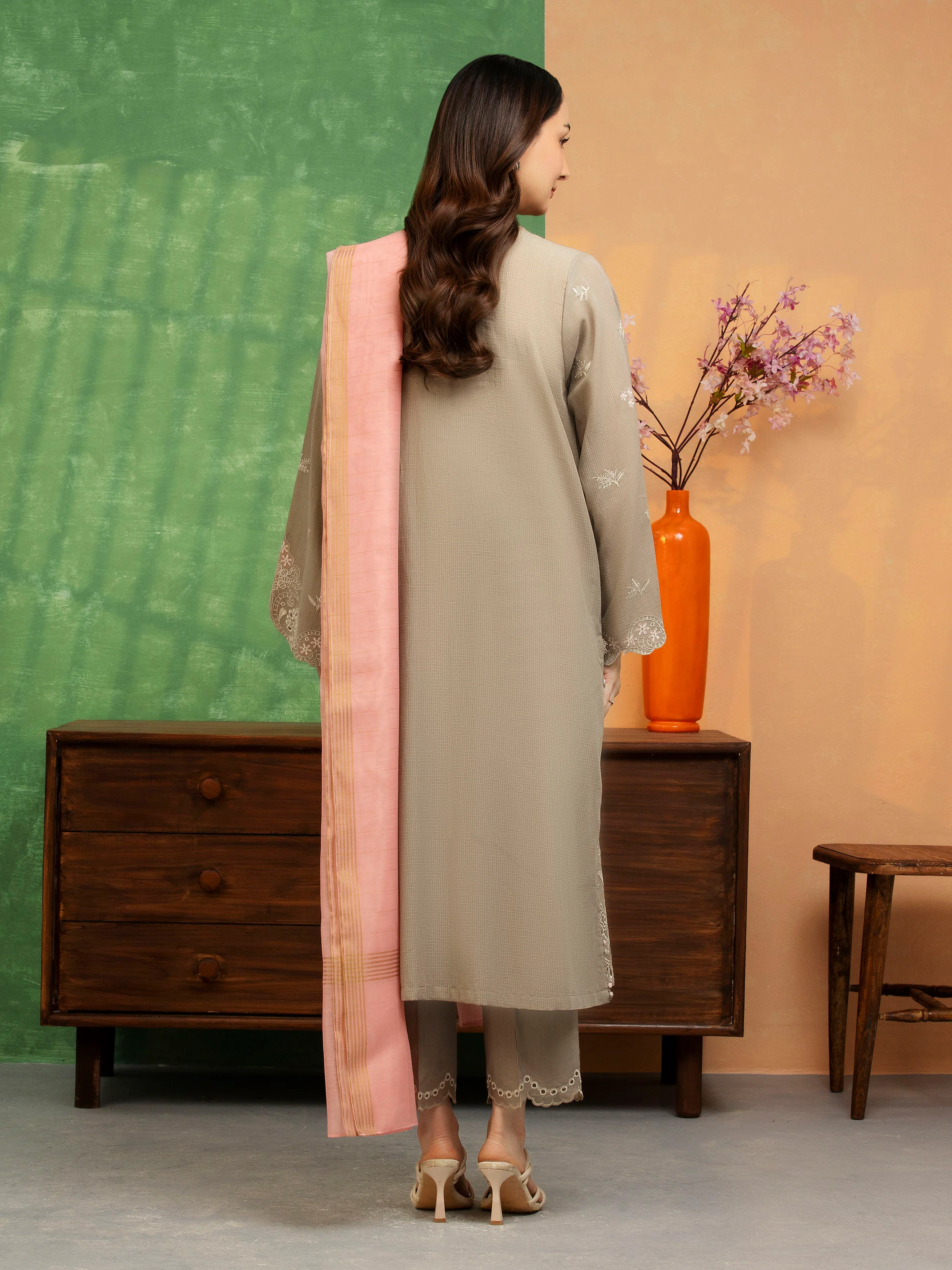 Unstitched Embroidered Lawn Suit - EWU5V1-31229-3P - Image 6